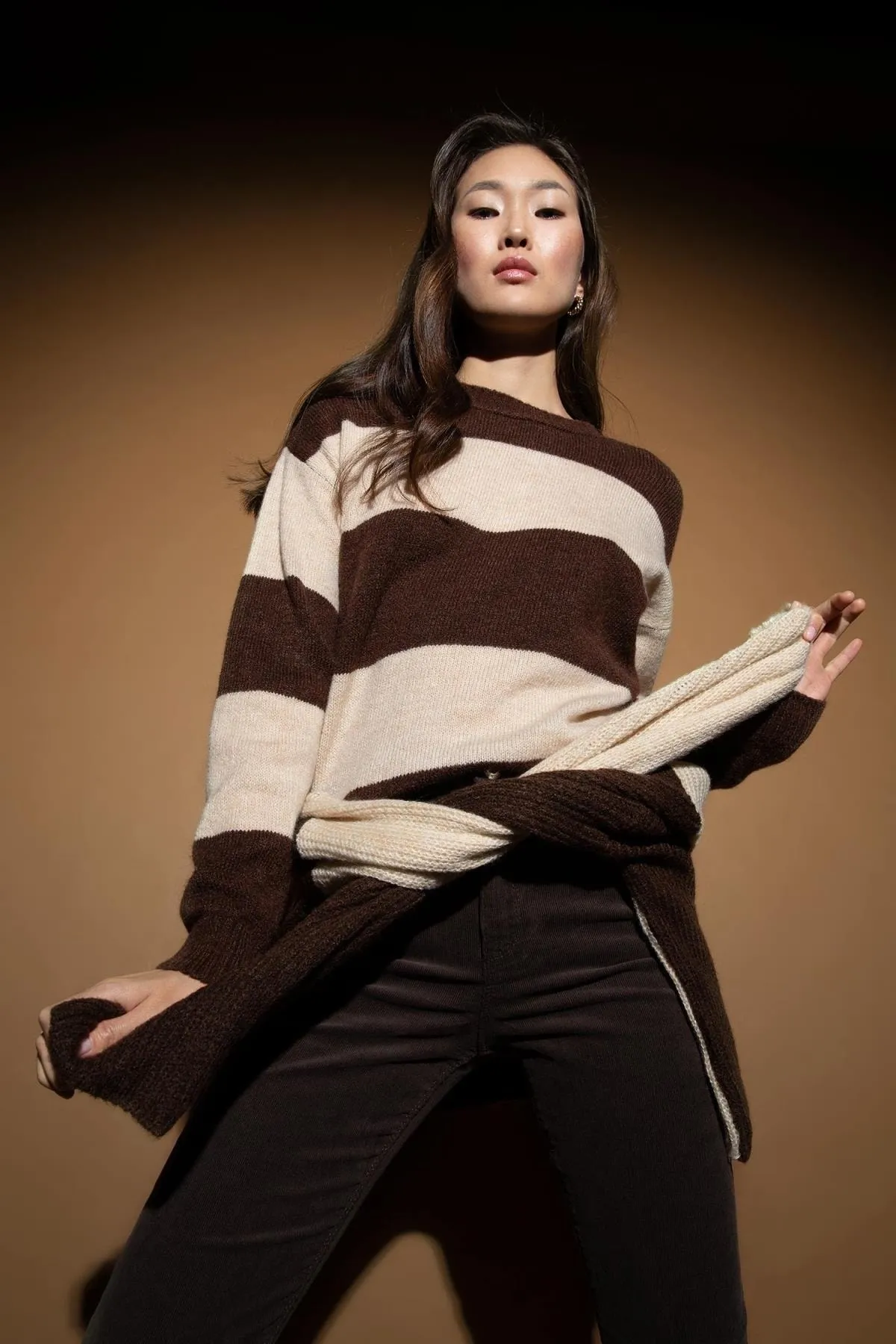 DeFacto  Pullover mit normaler Passform und Rundhalsausschnitt