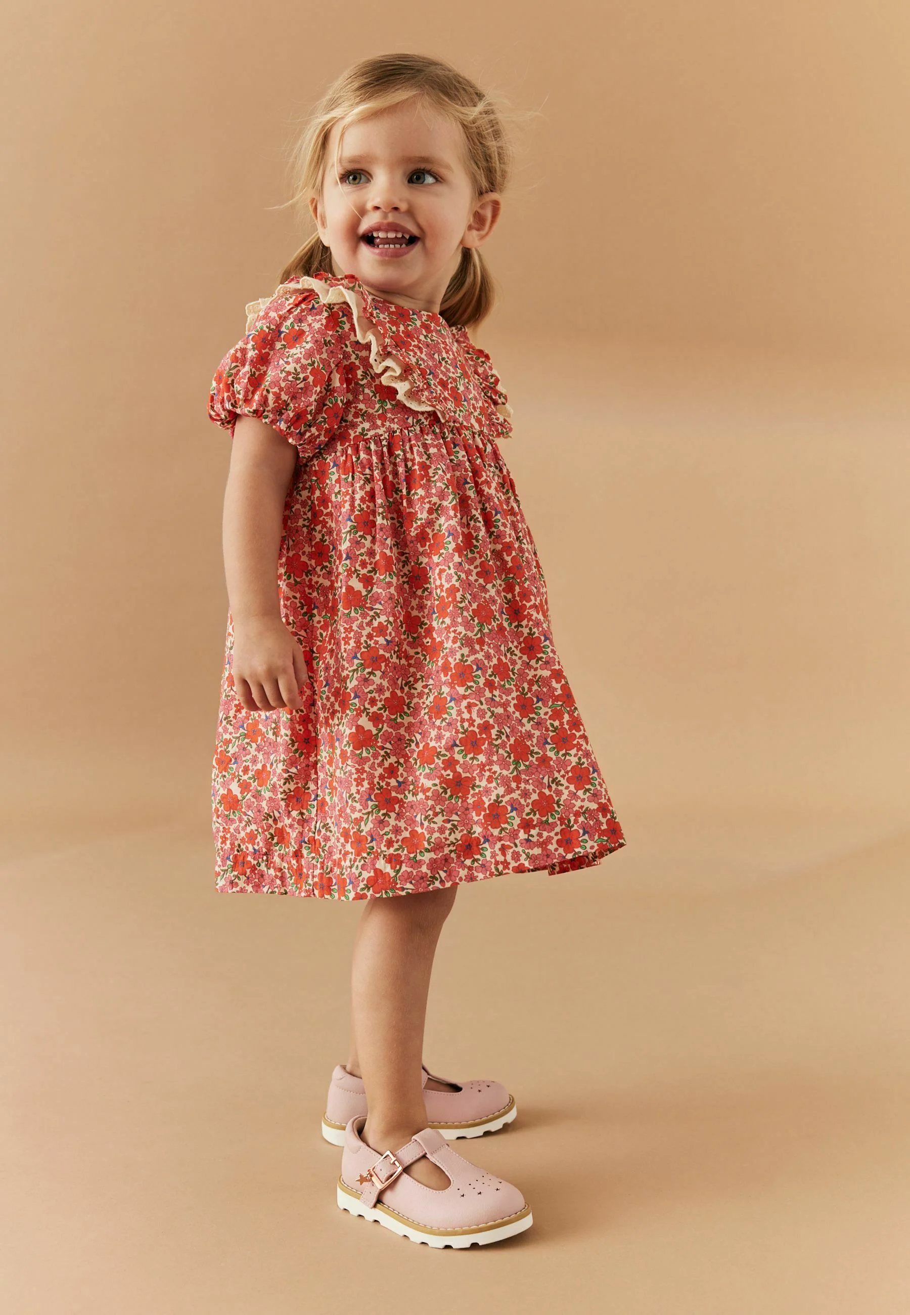 Siguiente REGULAR FIT - Vestido de verano