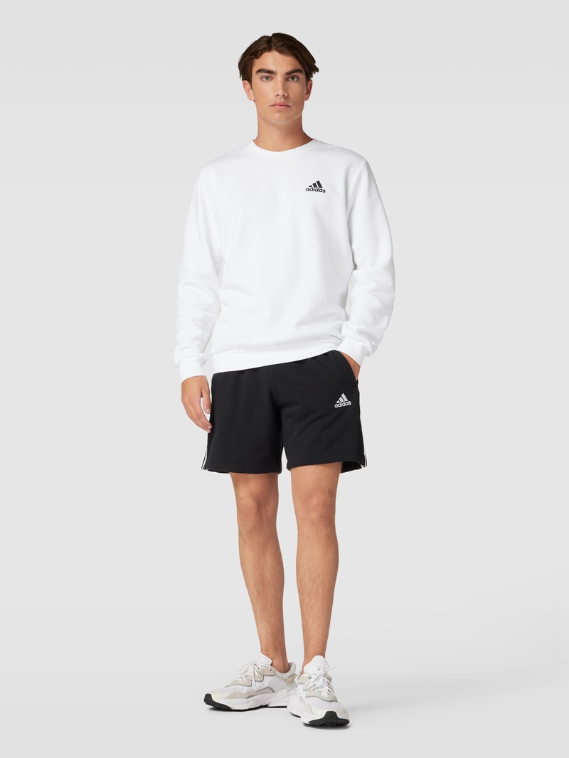 Sweatshirt mit Logo-Stitching Modell 'FEEL COZY' in weiß