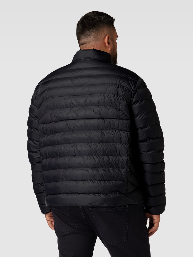 PLUS SIZE Steppjacke mit Label-Stitching in marineblau