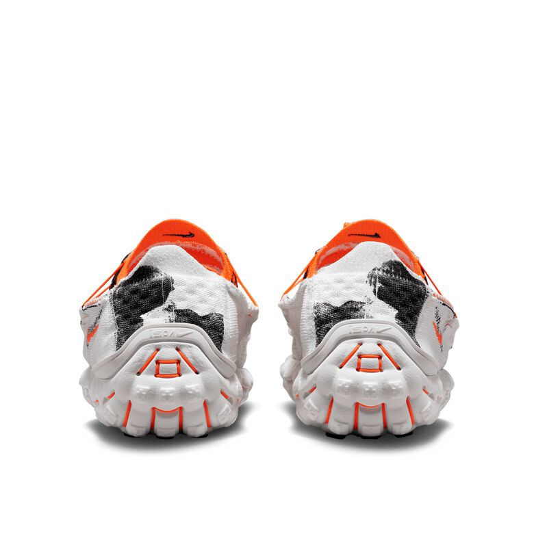 NIKE Wmns Ispa Mindbody white/total orange-total orange