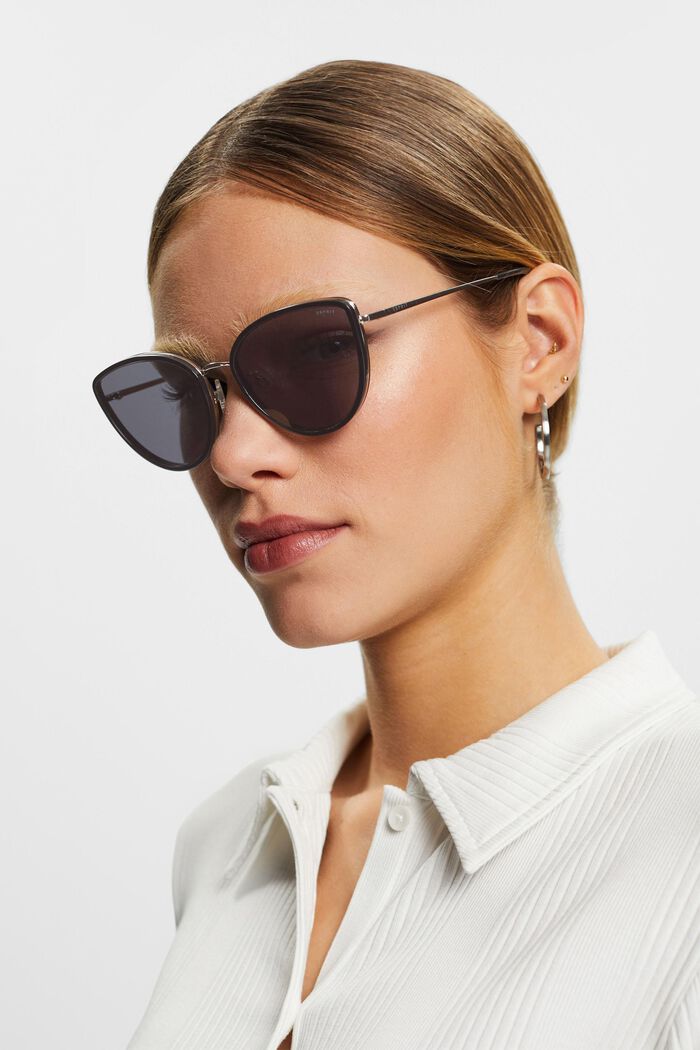Sonnenbrille mit Cat Eye-Form