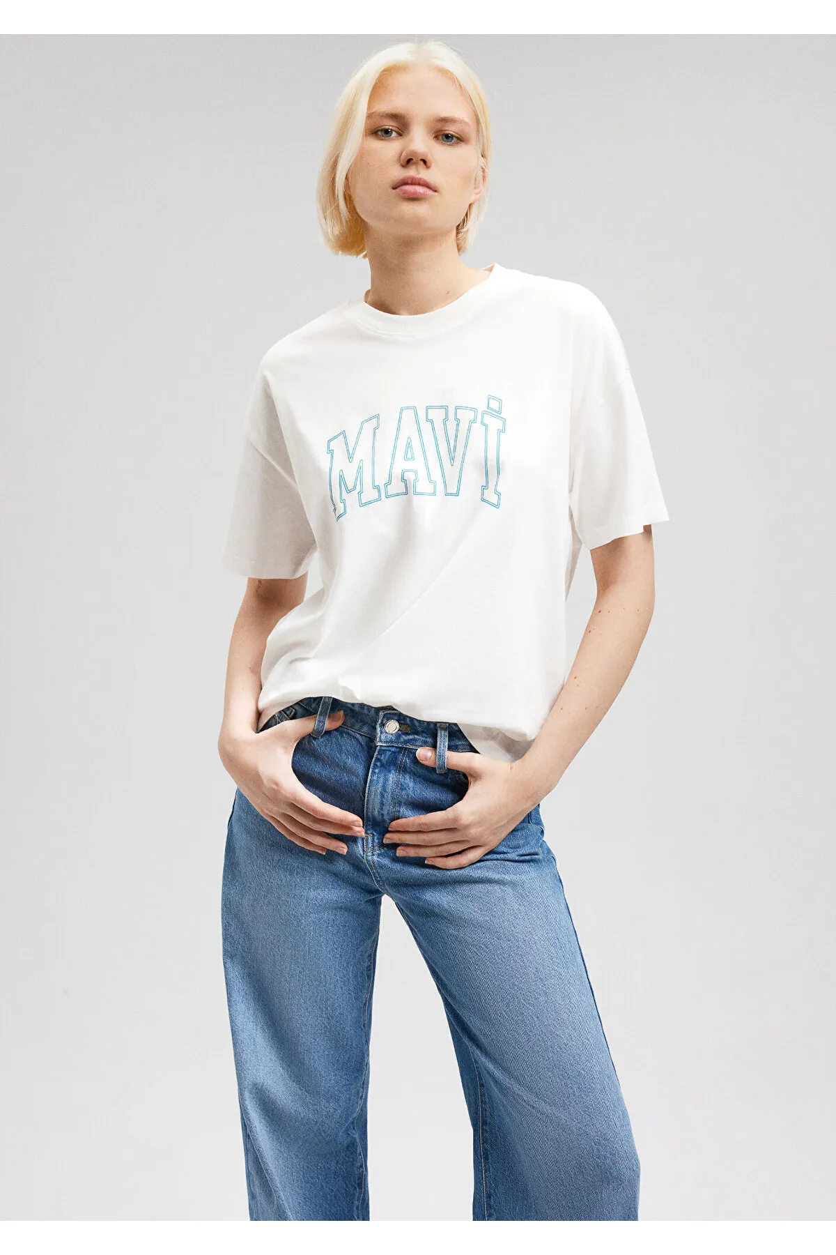 Mavi  Weißes T-Shirt mit Logo-Print, reguläre Passform / normaler Schnitt 1611193-81964