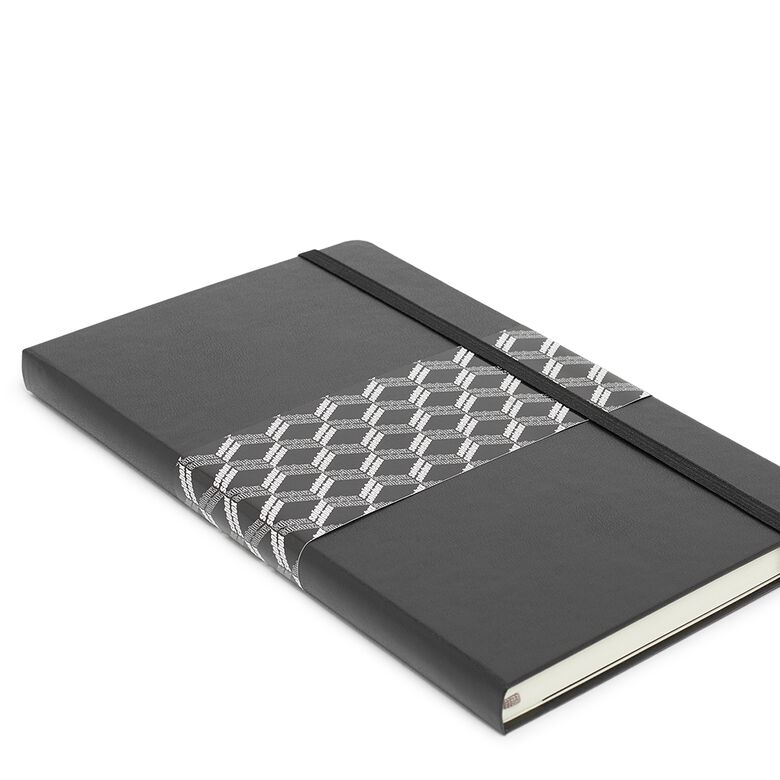 solebox x Moleskine Notizbuch black
