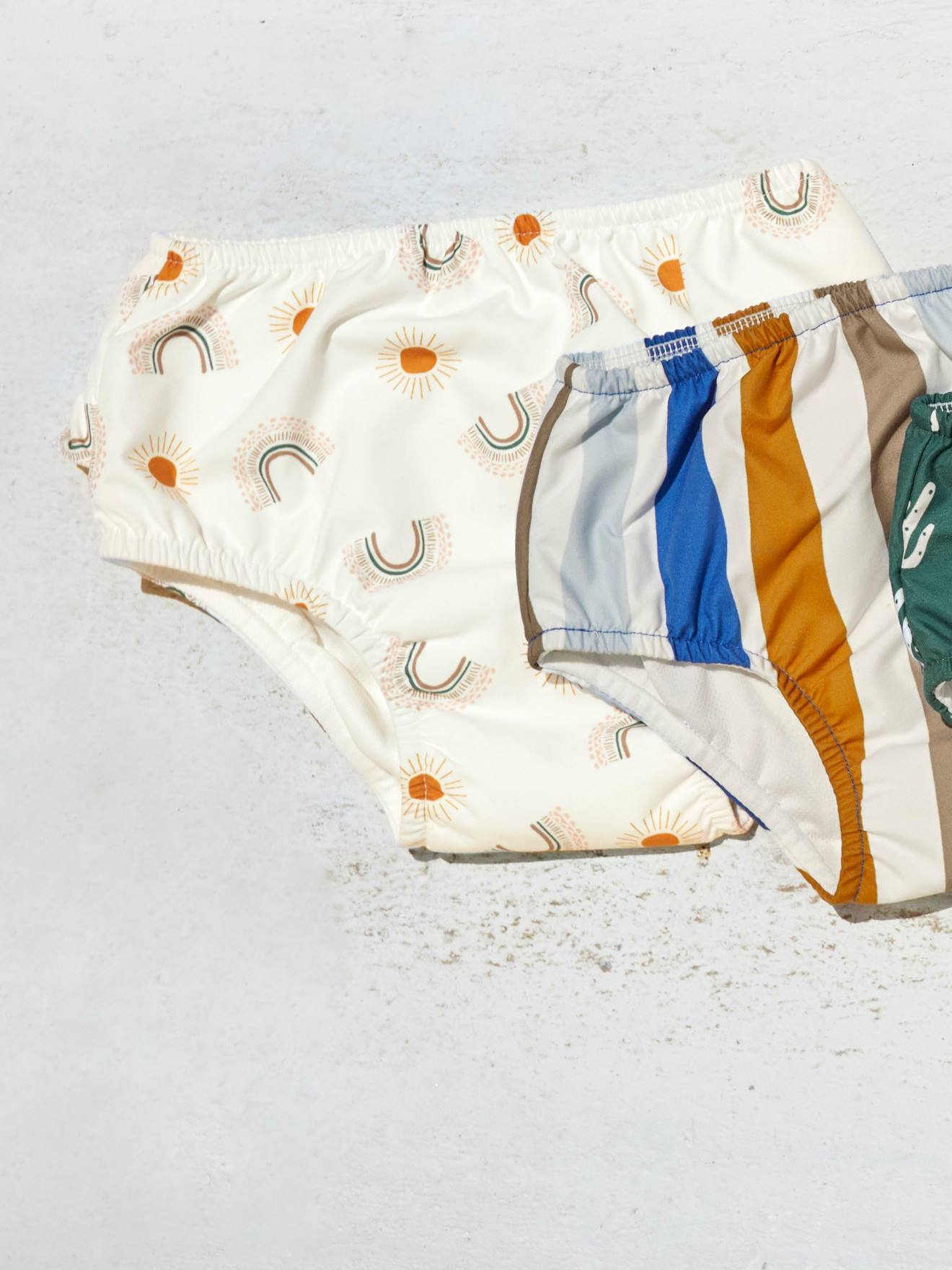 Lässig Baby Windelbadehose LÄSSIG - weiß bedruckt