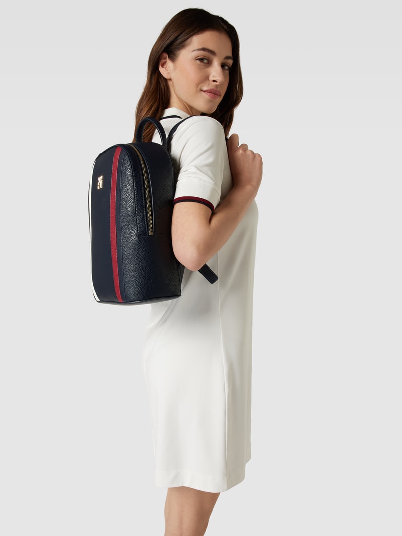 Rucksack in Leder-Optik Modell 'EMBLEM' in marineblau