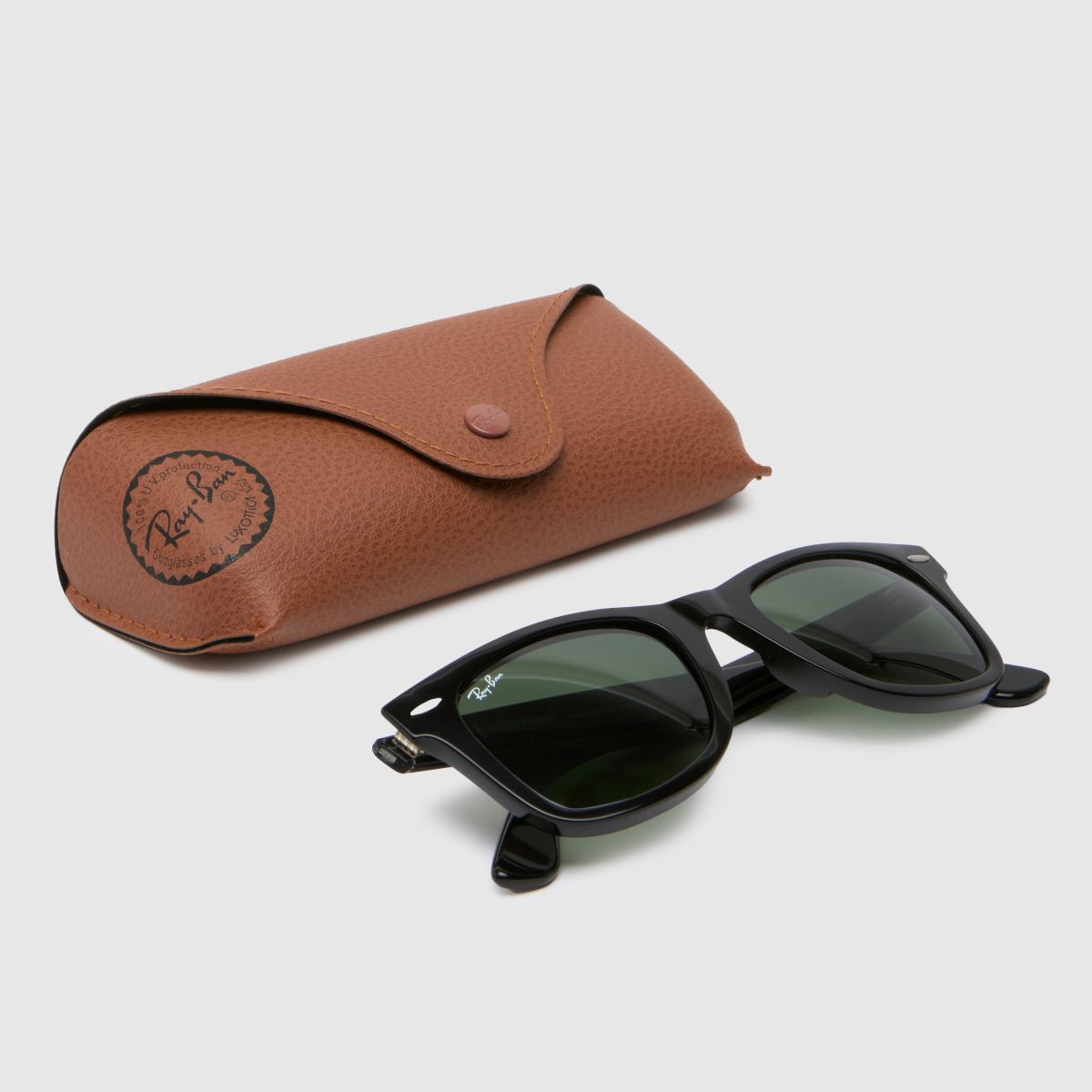 Ray-Ban fekete Wayfarer napszemüveg