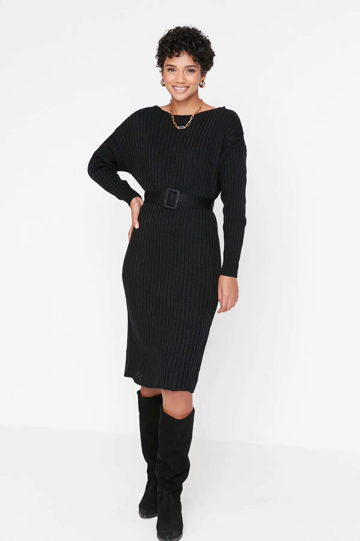 Trendyol Collection  Schwarz Schwarzes Midi-Strickkleid mit Gürtel TWOAW23EL00444 Kleid TWOAW23EL00444