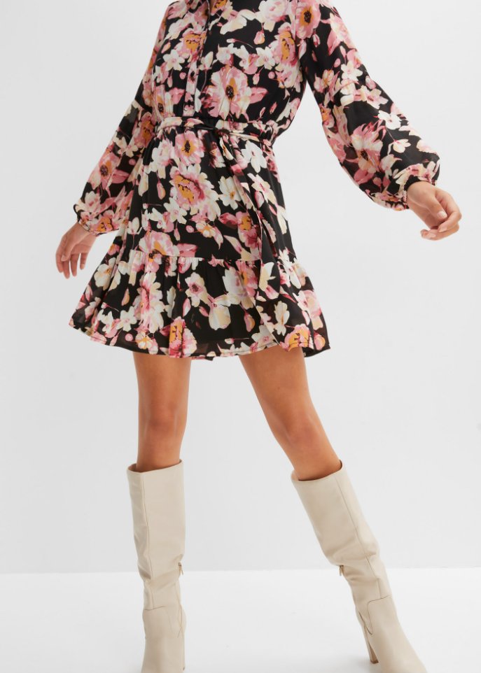Geblümtes Kleid
