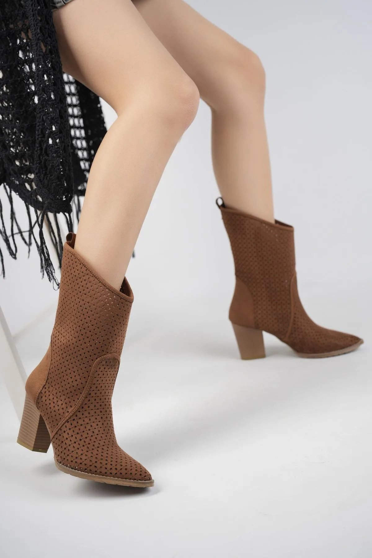 MUGGO  Indiana garantiert lasergeschnittene, stilvolle und bequeme Cowboy-Sommerstiefel für Damen