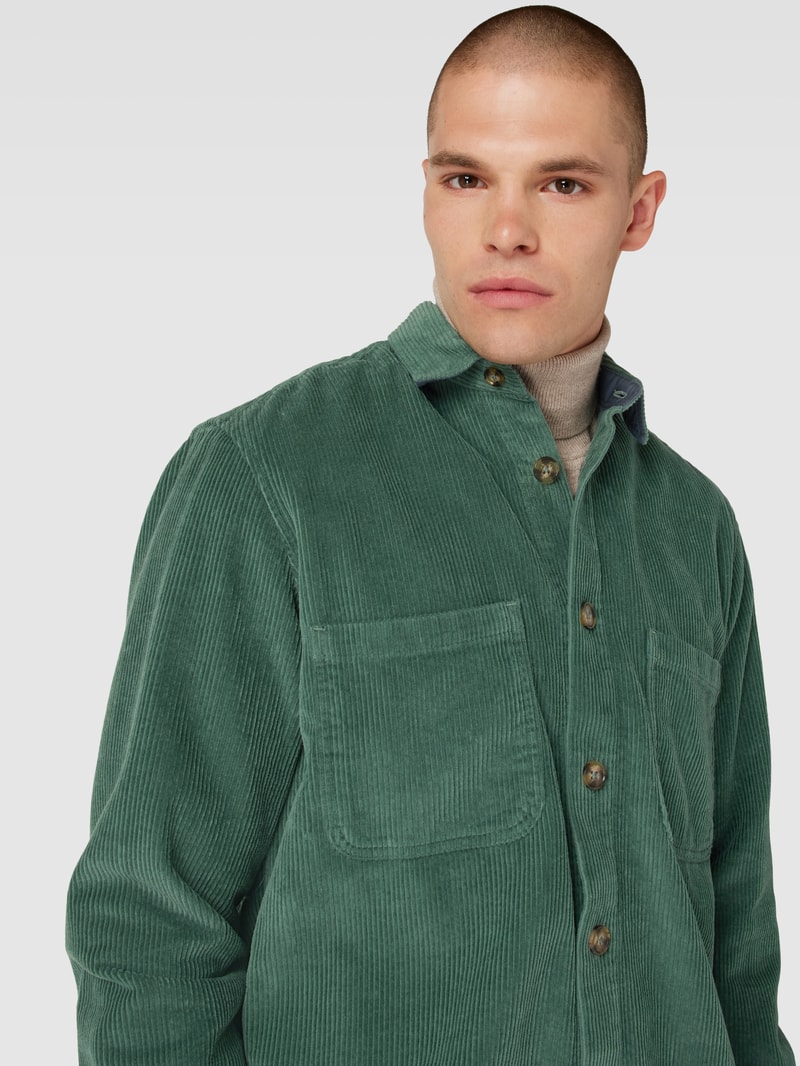 Overshirt aus Cord mit Umlegekragen in lindgrün