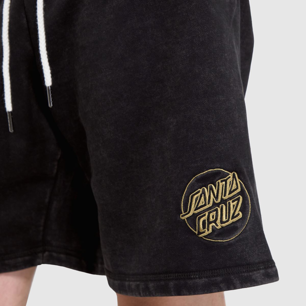 Santa Cruz – Svarta prickiga shorts med 50th Opus-motiv