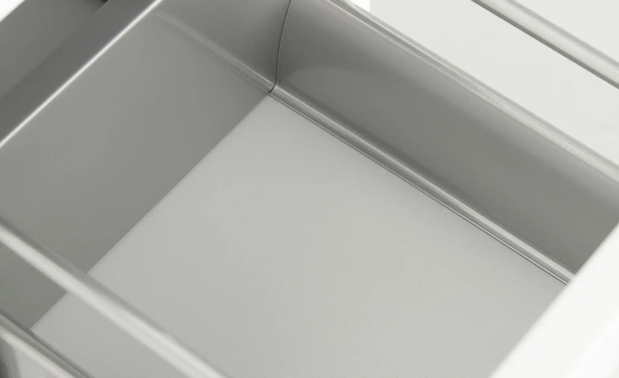 Mittelschrank