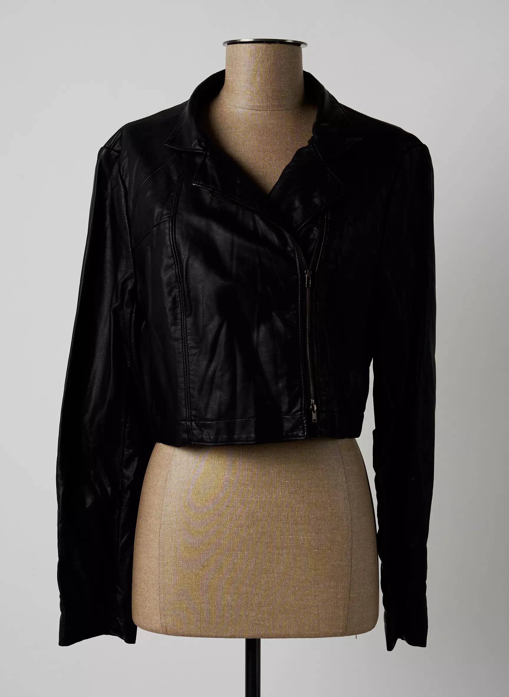 Lauren Vidal Vestesimilicuir Femme couleur noir