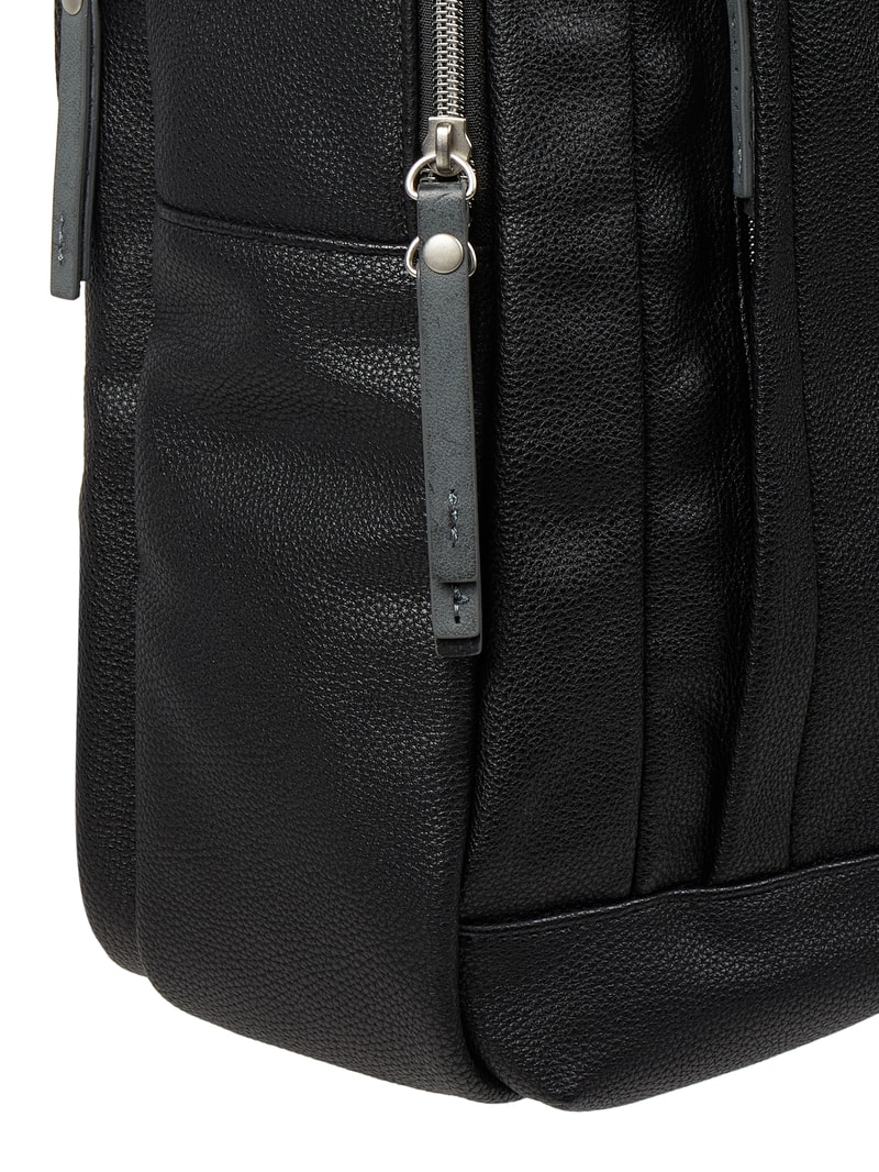 Rucksack in Leder-Optik in schwarz