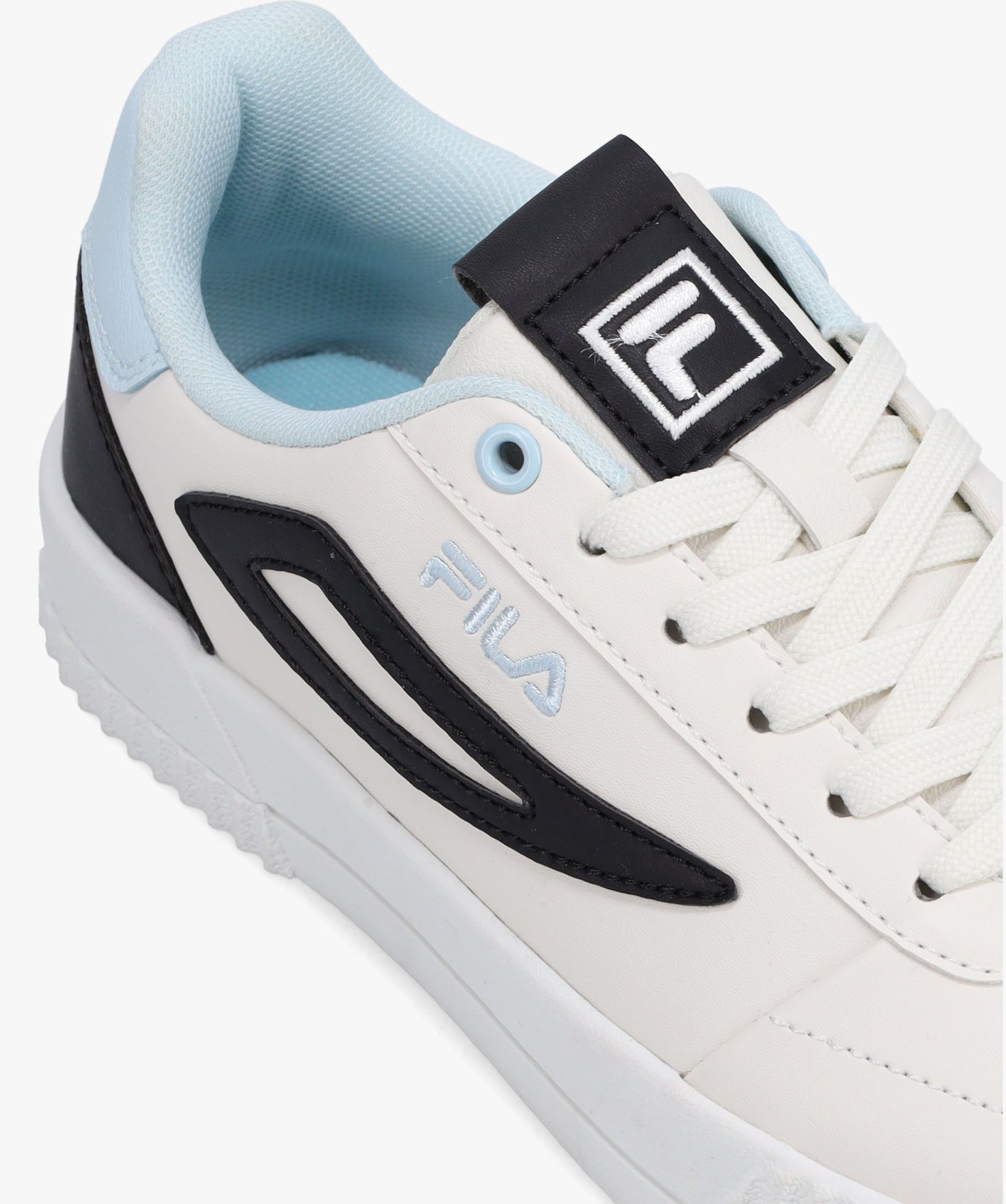 Tennis femme à détails colorés fermeture lacets – Fila ... ecru | GEMO