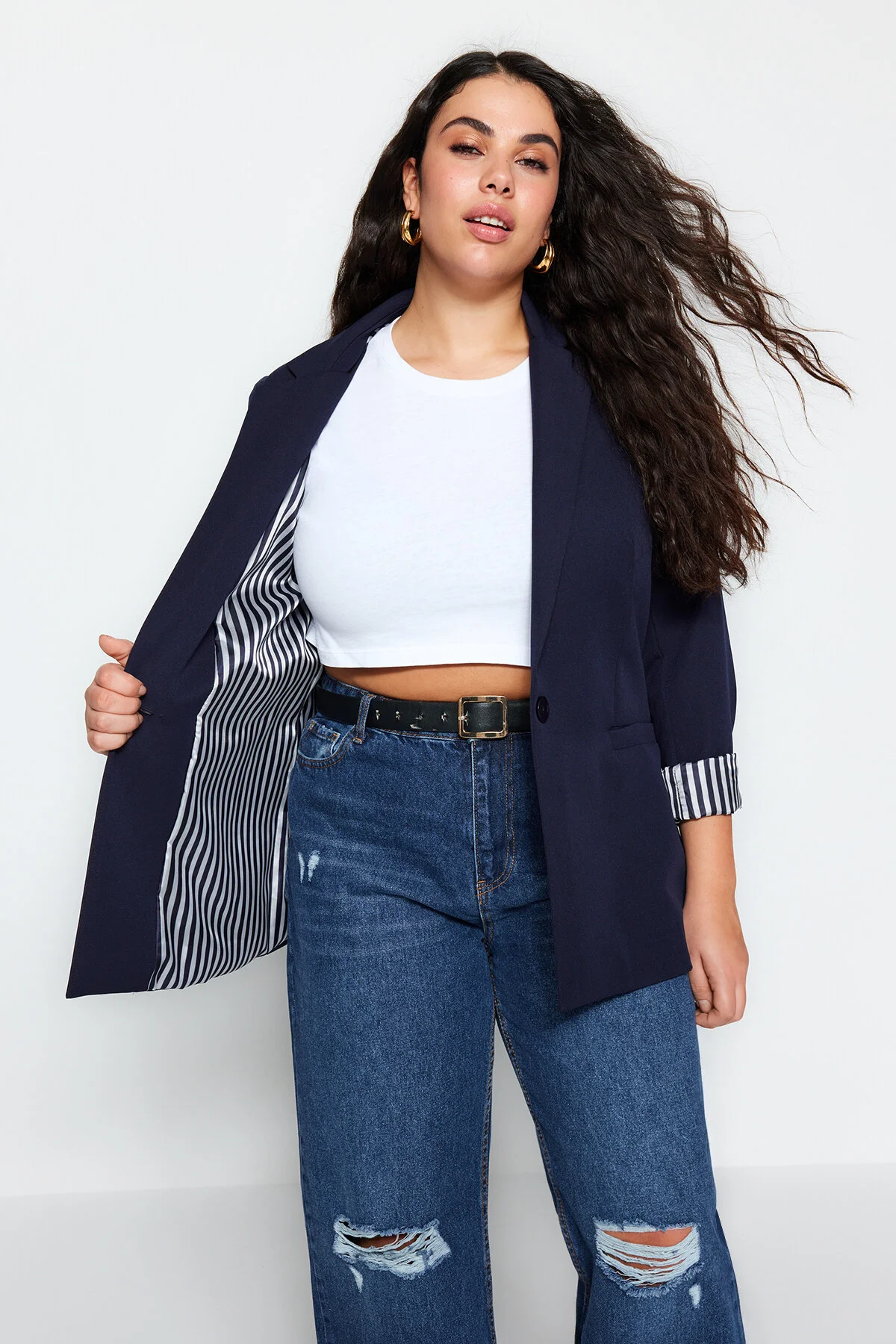 Trendyol Curve  Marineblaue gewebte Jacke mit Linienfutter TBBSS22CE0195