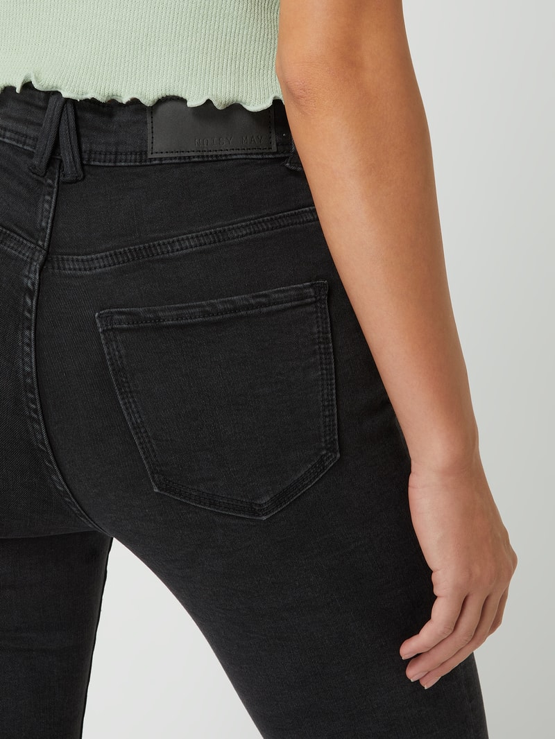 Super Skinny Fit High Waist Jeans mit Stretch-Anteil in schwarz