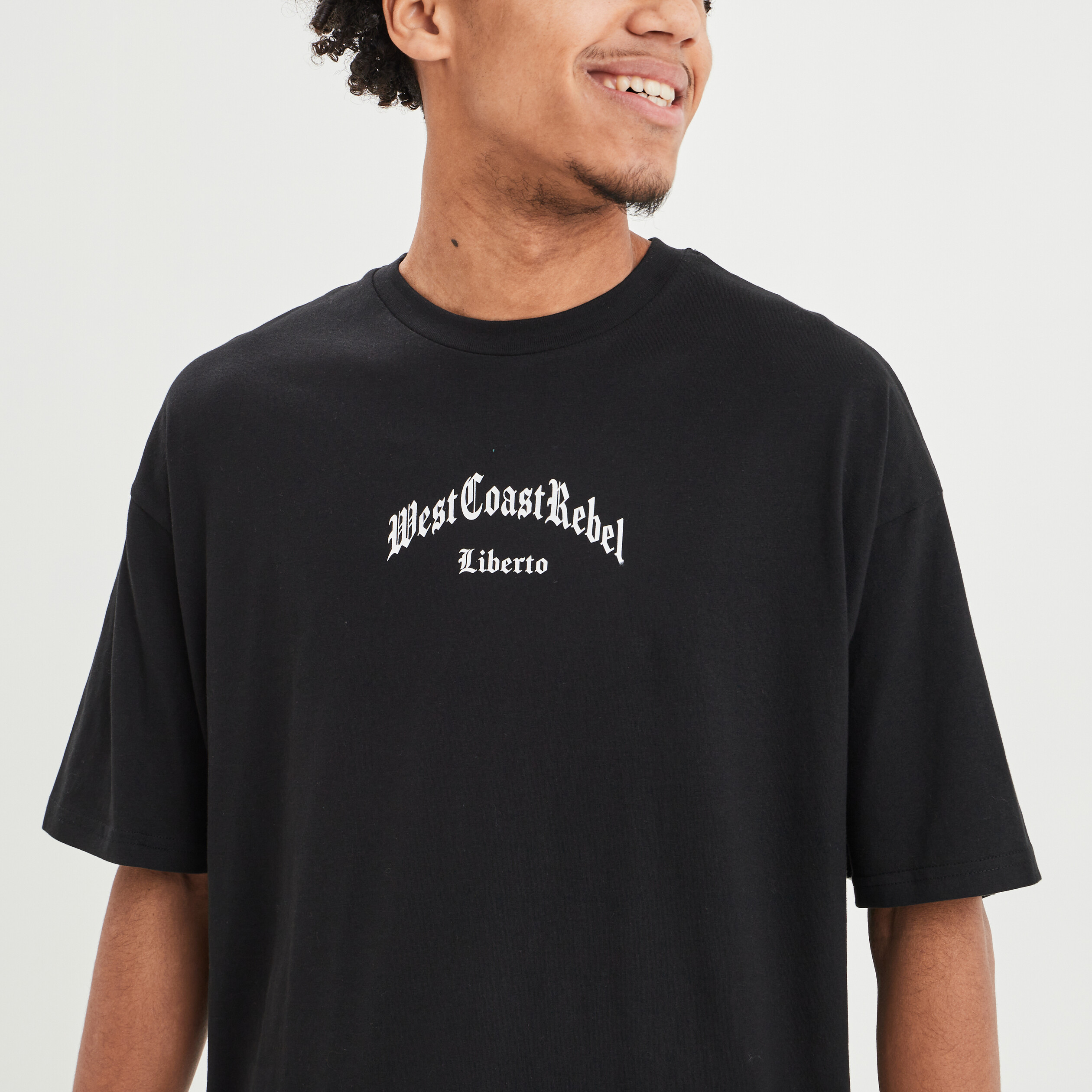 T-shirt manches courtes Liberto noir homme | La Halle