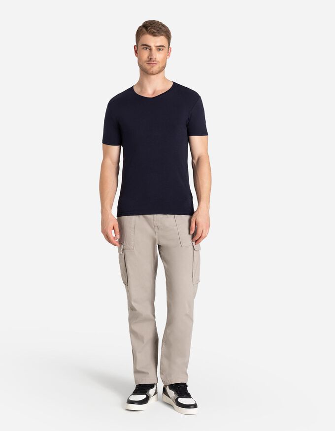 T-Shirt - V-Ausschnitt