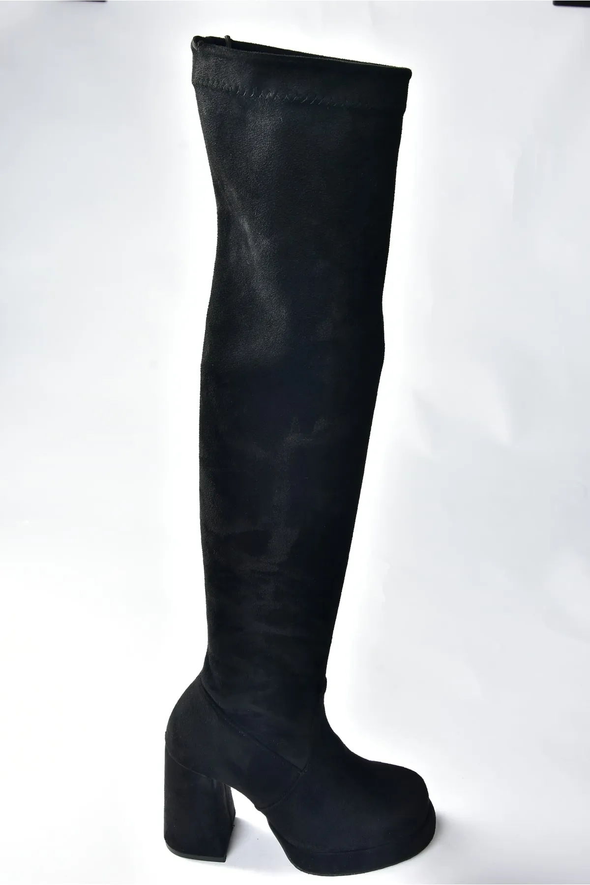 Fox Shoes  Schwarze Wildleder-Damenstiefel mit Plateausohle N997601202