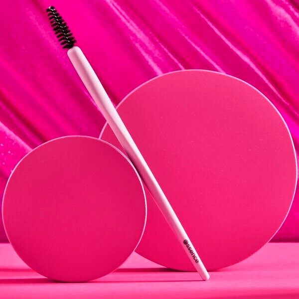 Essence 01 Brow Game Changer Brow Spoolie
