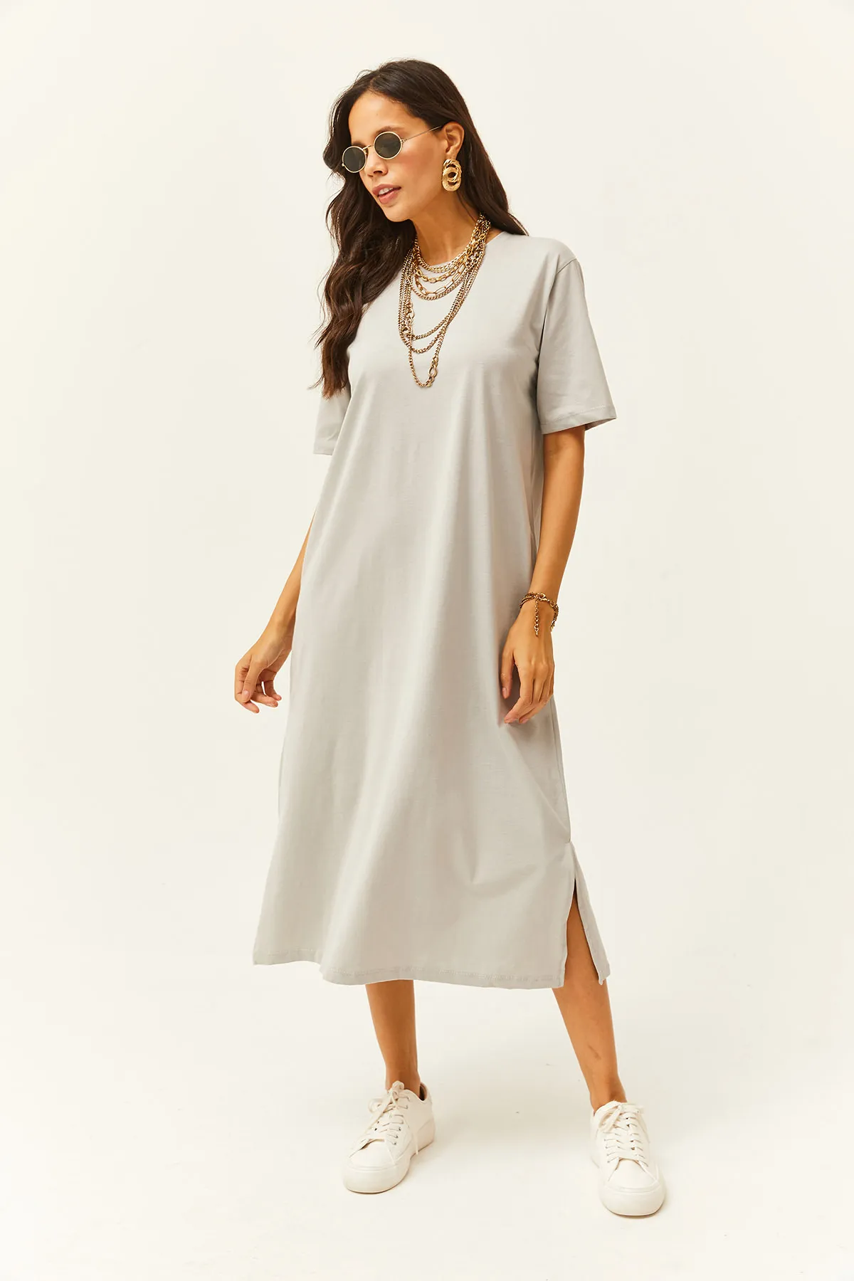 Olalook  Graues Oversize-Baumwollkleid von Yunus für Damen mit Seitenschlitzen ELB-19001880
