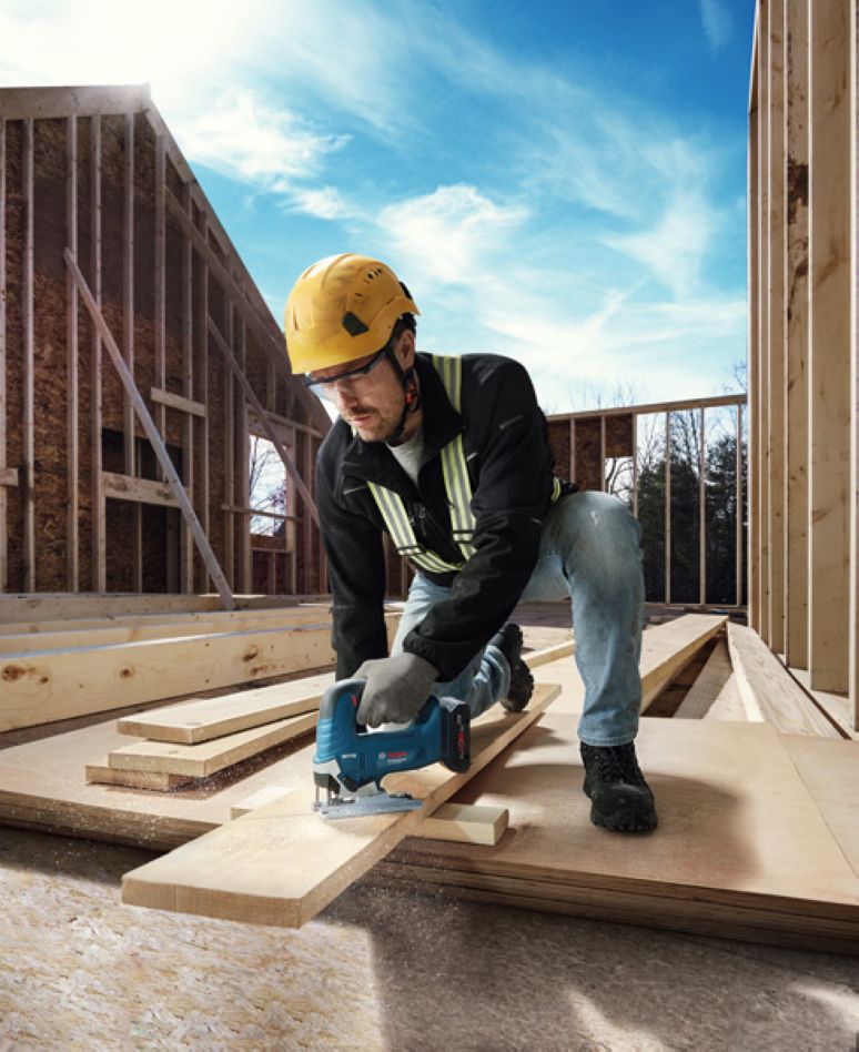 Bosch Blue 06015B3000 GST 18V-125 B Profesjonalna wyrzynarka 18 V bez akumulatorów i ładowarki w L-Boxx