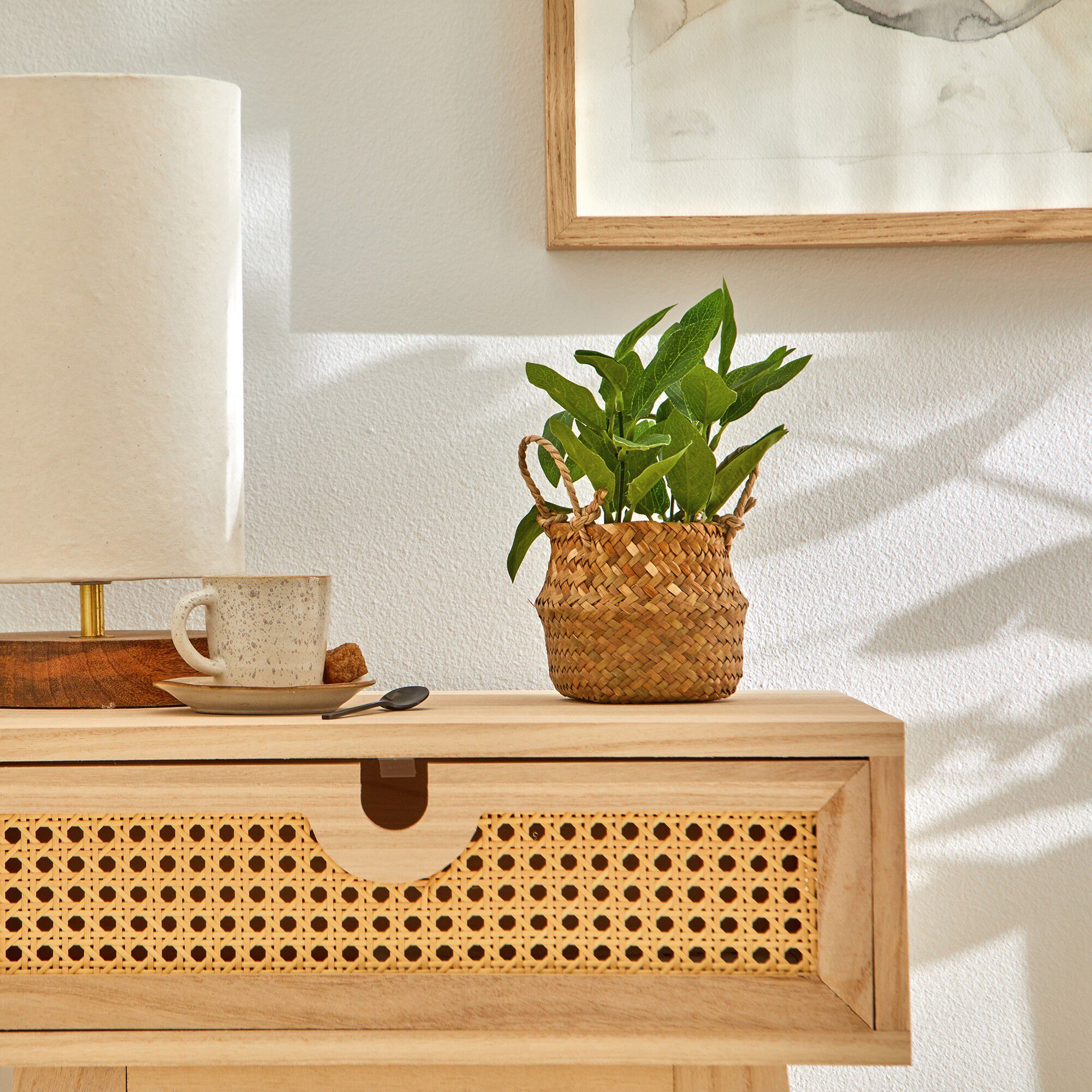 Plante verte artificielle panier jonc