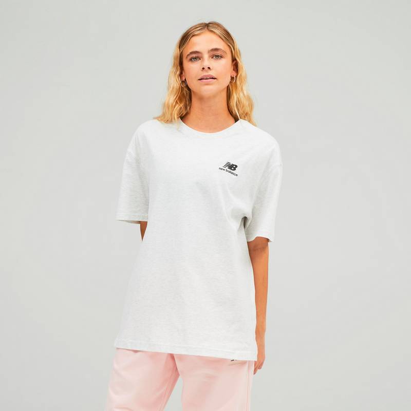 NEW BALANCE Essentials T-Shirt
