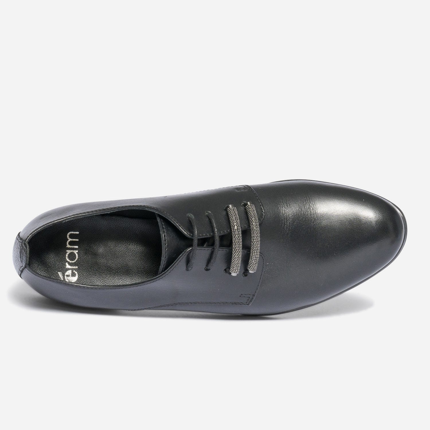 Derby noir en cuir avec perles fantaisie