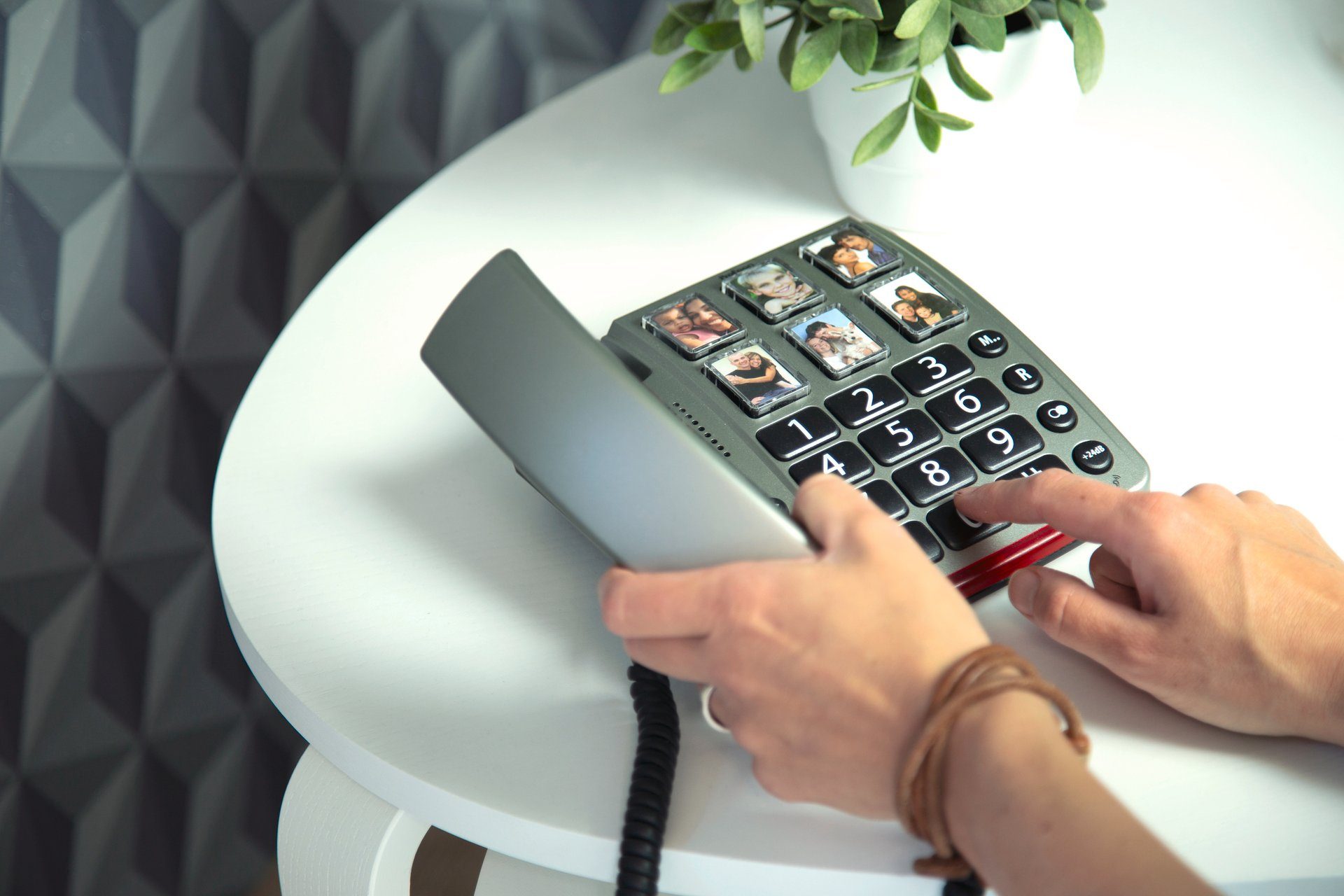 Profoon TX-560 - Schnurgebundenes Telefon mit großen Fototasten Kabelgebundenes Telefon