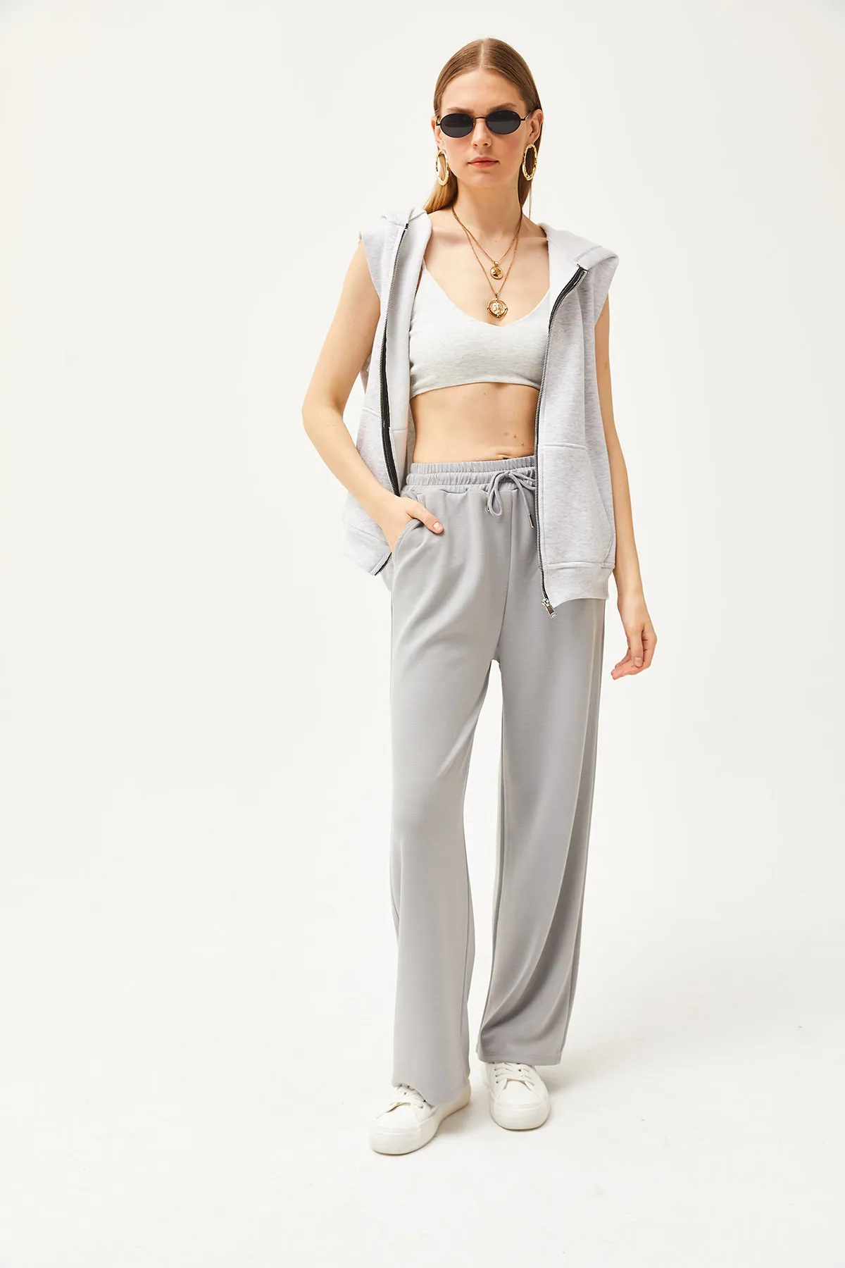 Olalook  Damen-Palazzo-Jogginghose aus weichem, strukturiertem Modal in Delphingrau mit Taschen EŞF-00000068