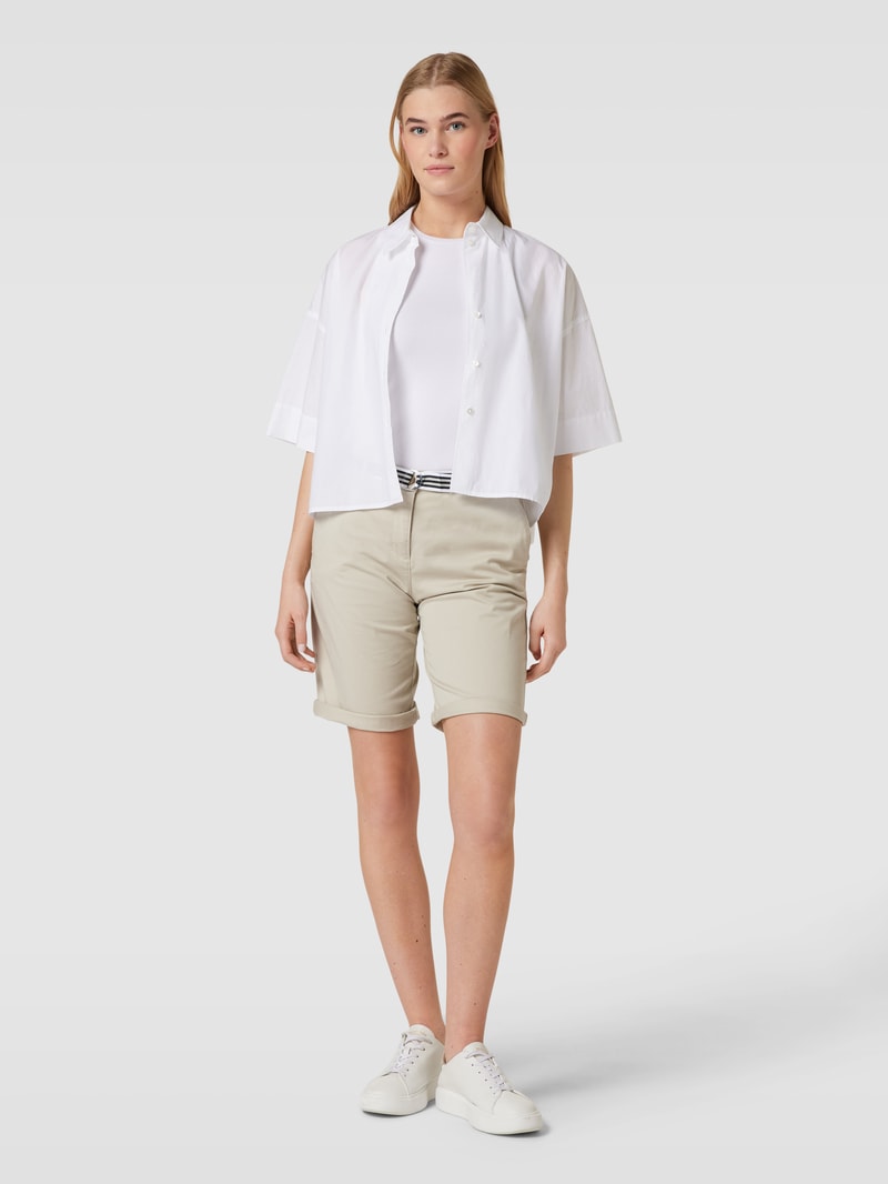 Chino-Shorts mit Leistentasche in sand