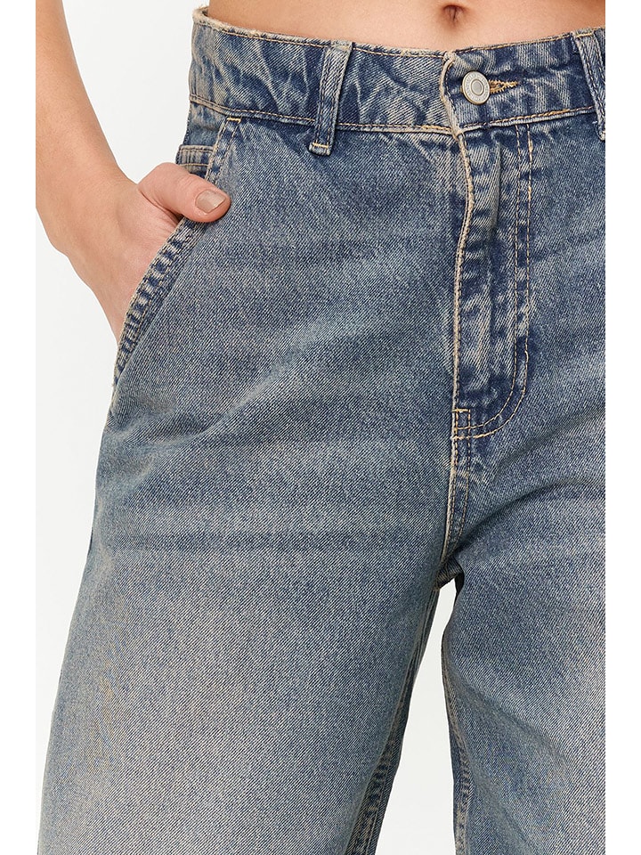 trendyol Jeans - Mom fit - in Hellblau günstig kaufen