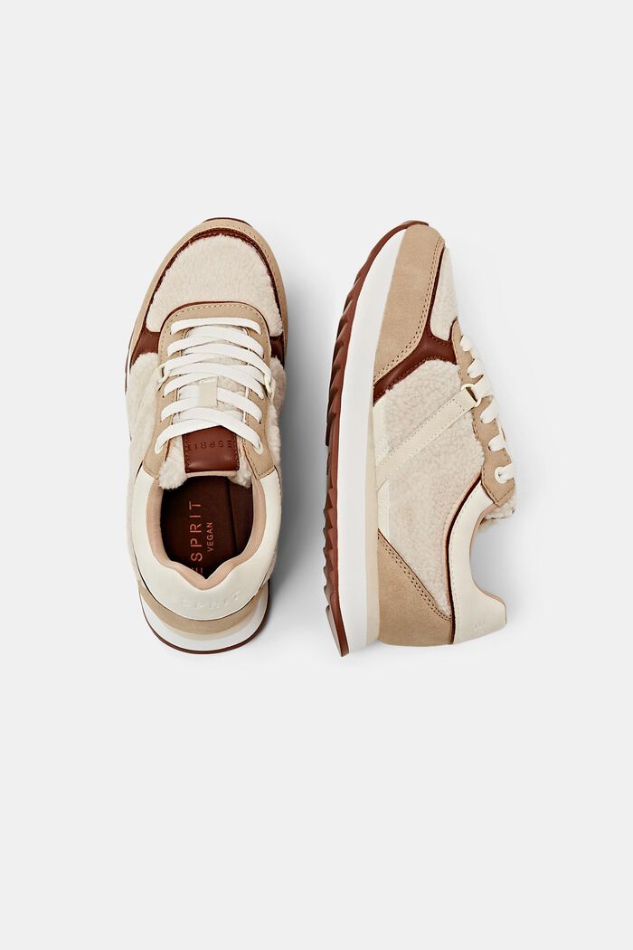 Sneakers in Lederoptik mit Teddyfell