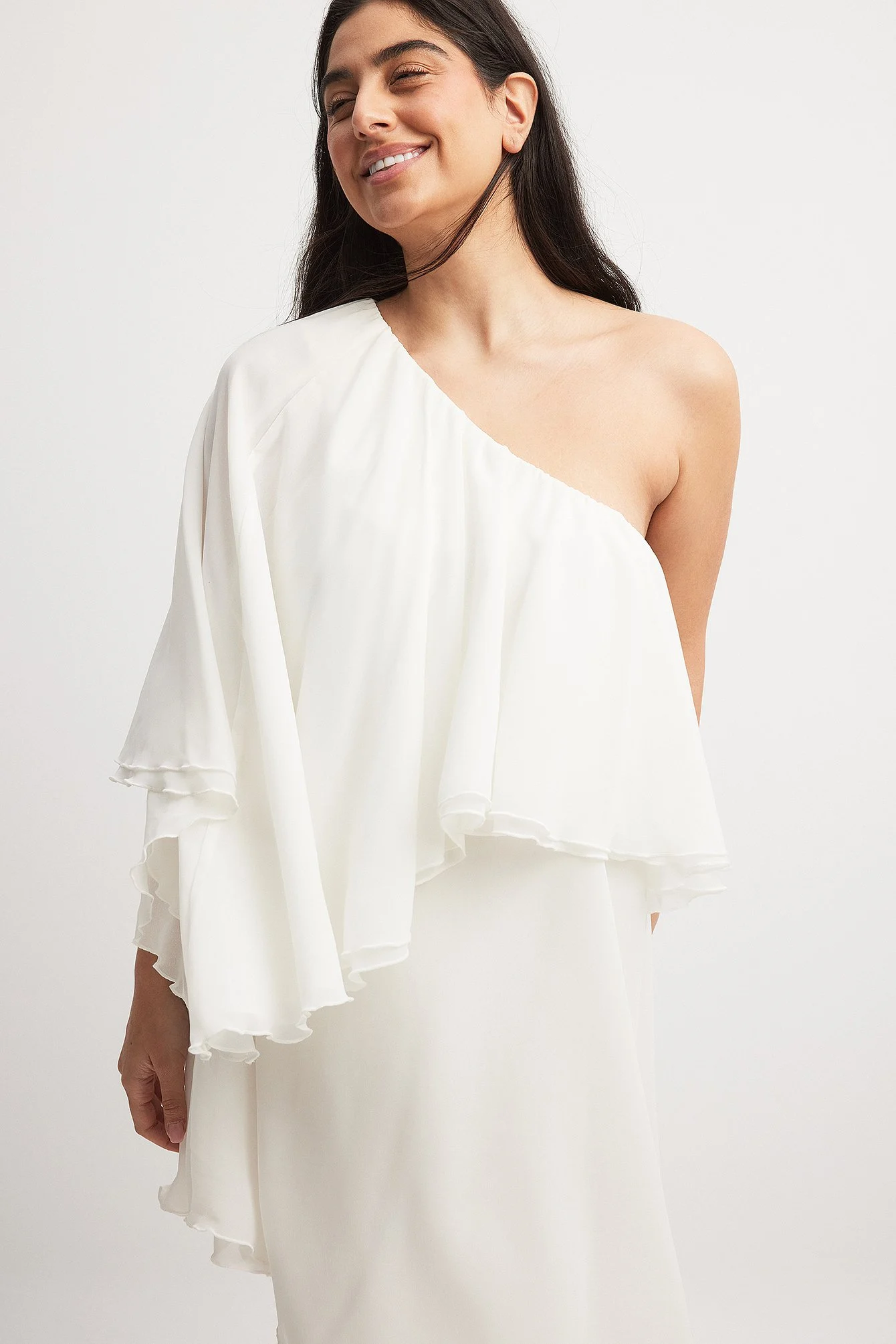 Asymmetrisches One-Shoulder-Minikleid aus Chiffon