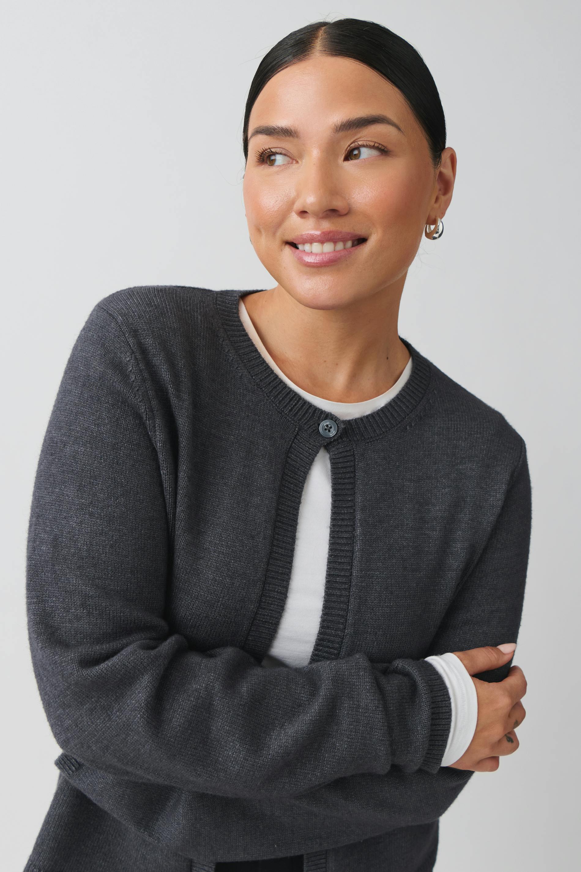 One button knit cardigan