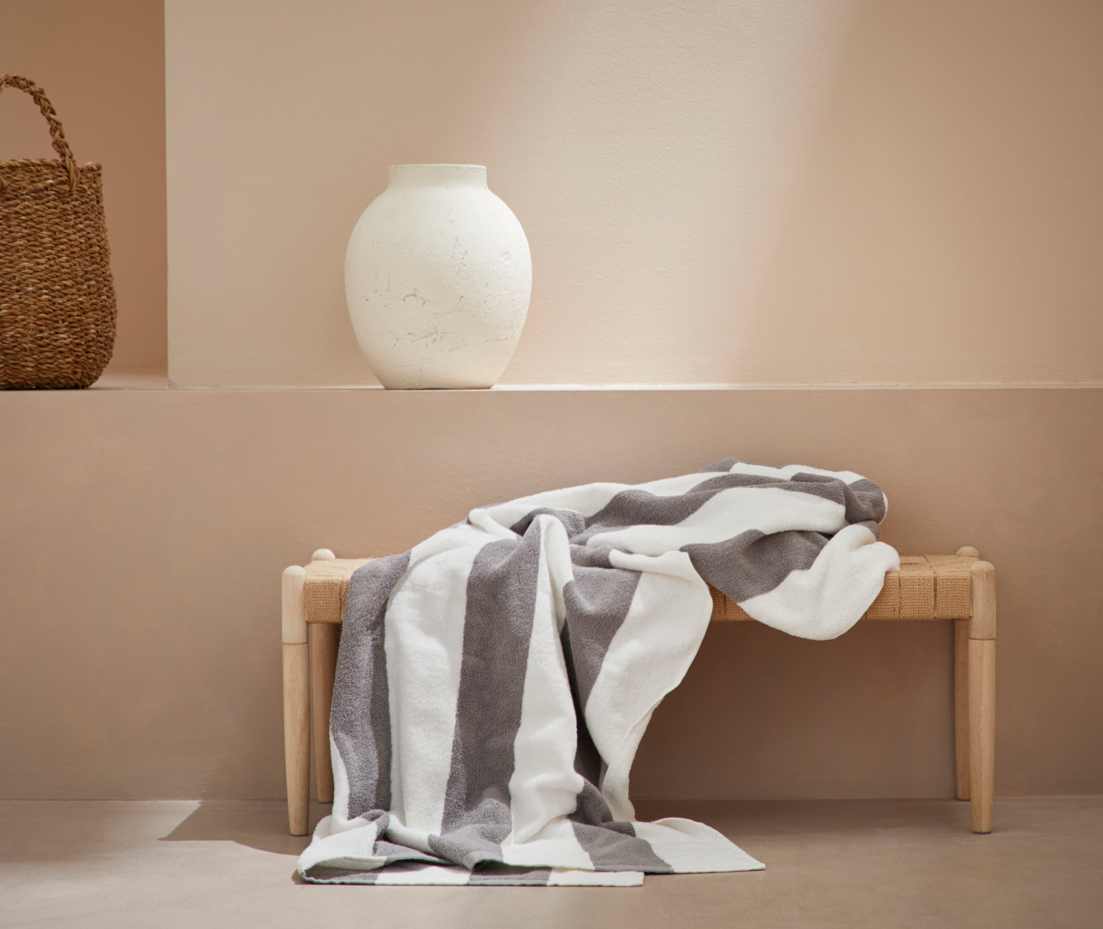 LeGer Home by Lena Gercke Strandtuch Lija, Walkfrottee (1-St), Handtuch mit modernen Streifen, Strandhandtuch aus 100% Baumwolle