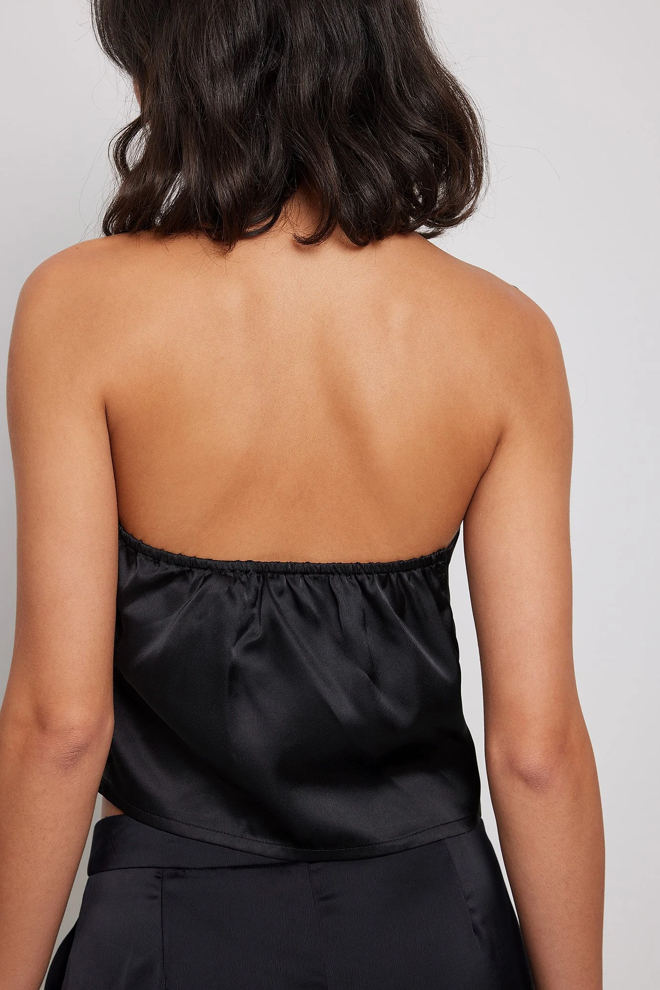 Bandeau-Top aus Satin