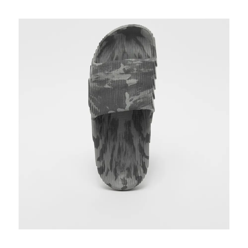 adidas adilette 22 Badelatschen IE7760 / grau