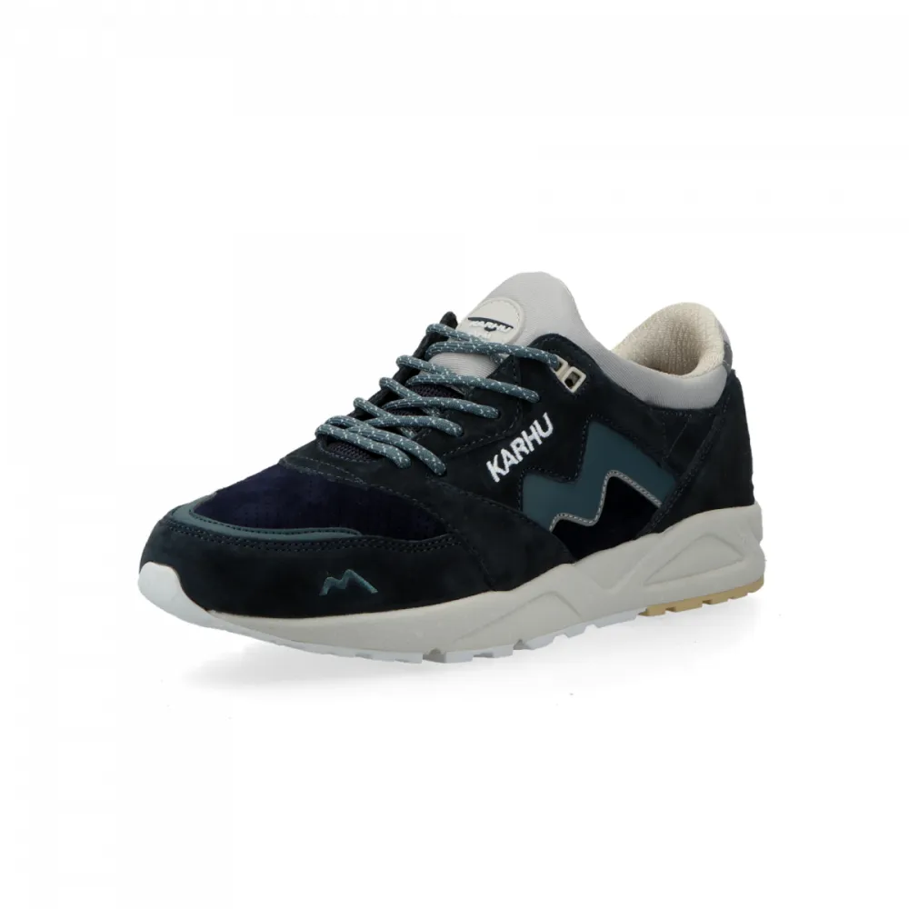 Karhu Aria 95 F803116 / blau