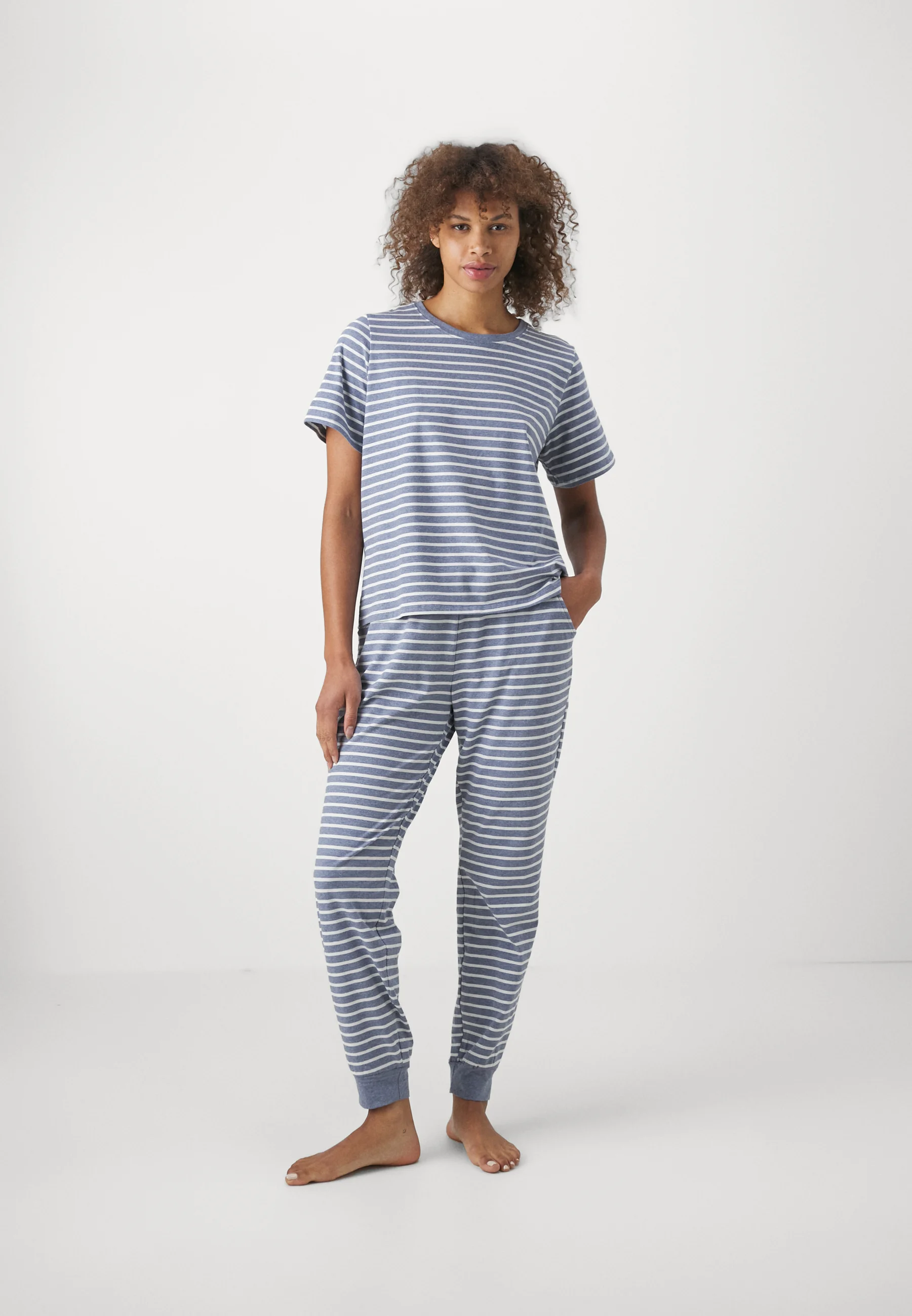 Pijamas de Anna Field