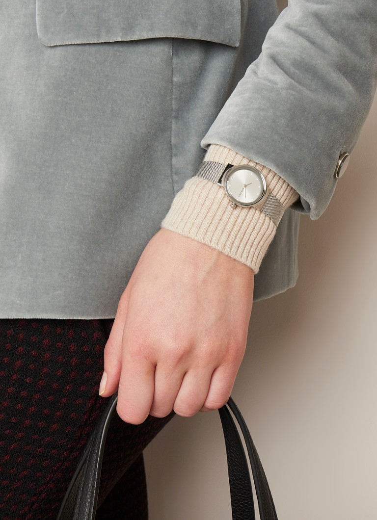 Watch SKW2715