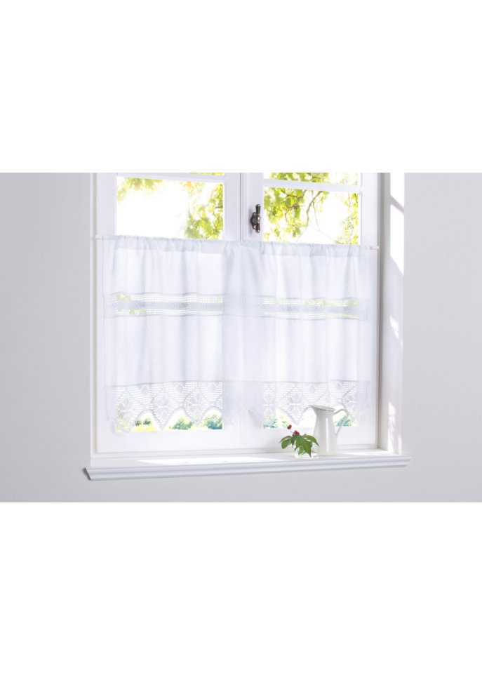 Scheibengardine mit Häkelkante