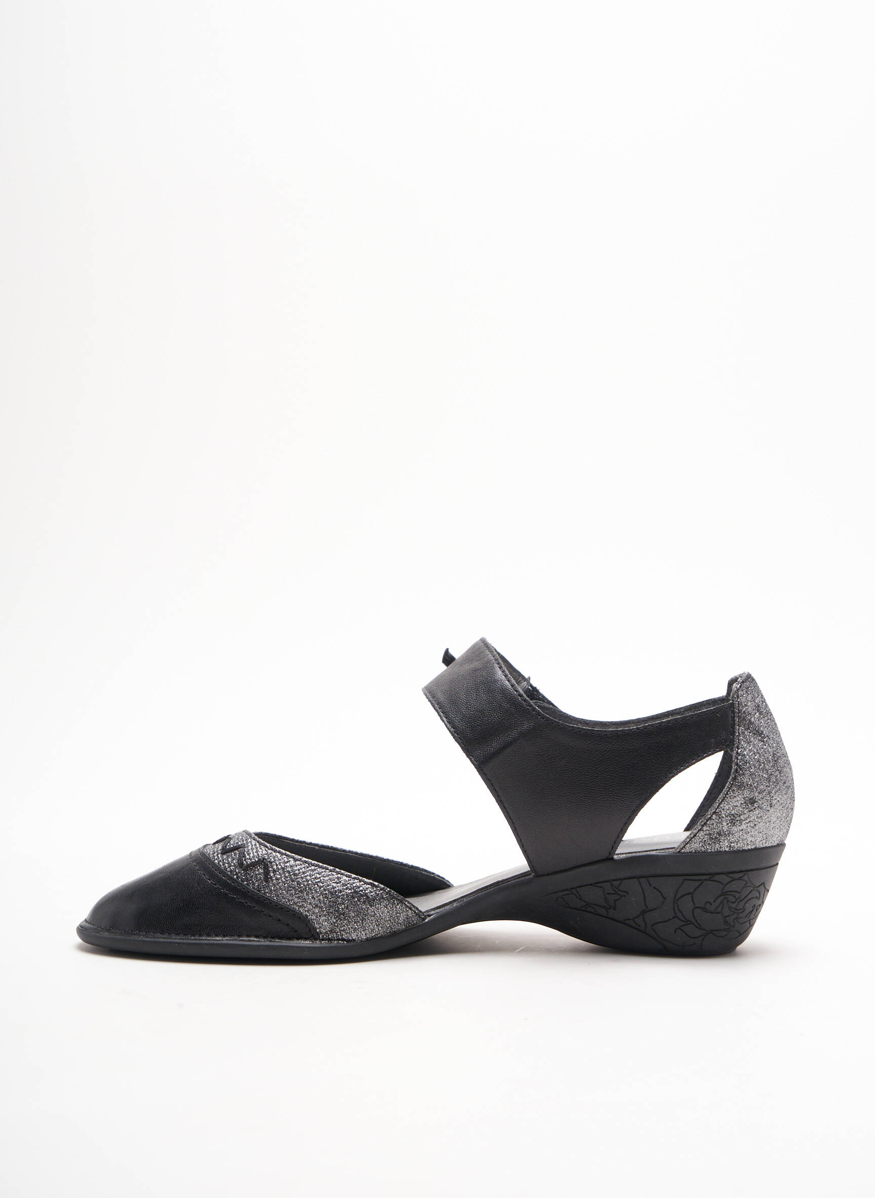 Fugitive By Francesco Rossi Sandales Nu Pieds Femme couleur noir
