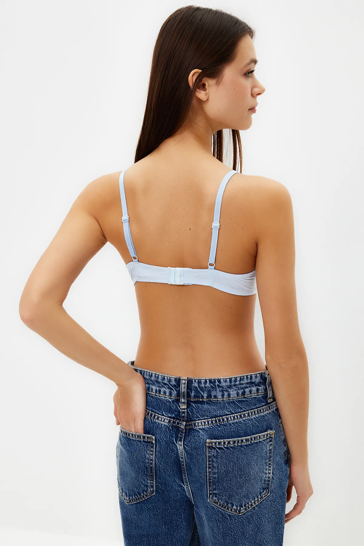 Trendyol Collection  Extra Push-Up T-Shirt-BH Strick-BH mit blauem Seilträger THMAW22SU0004