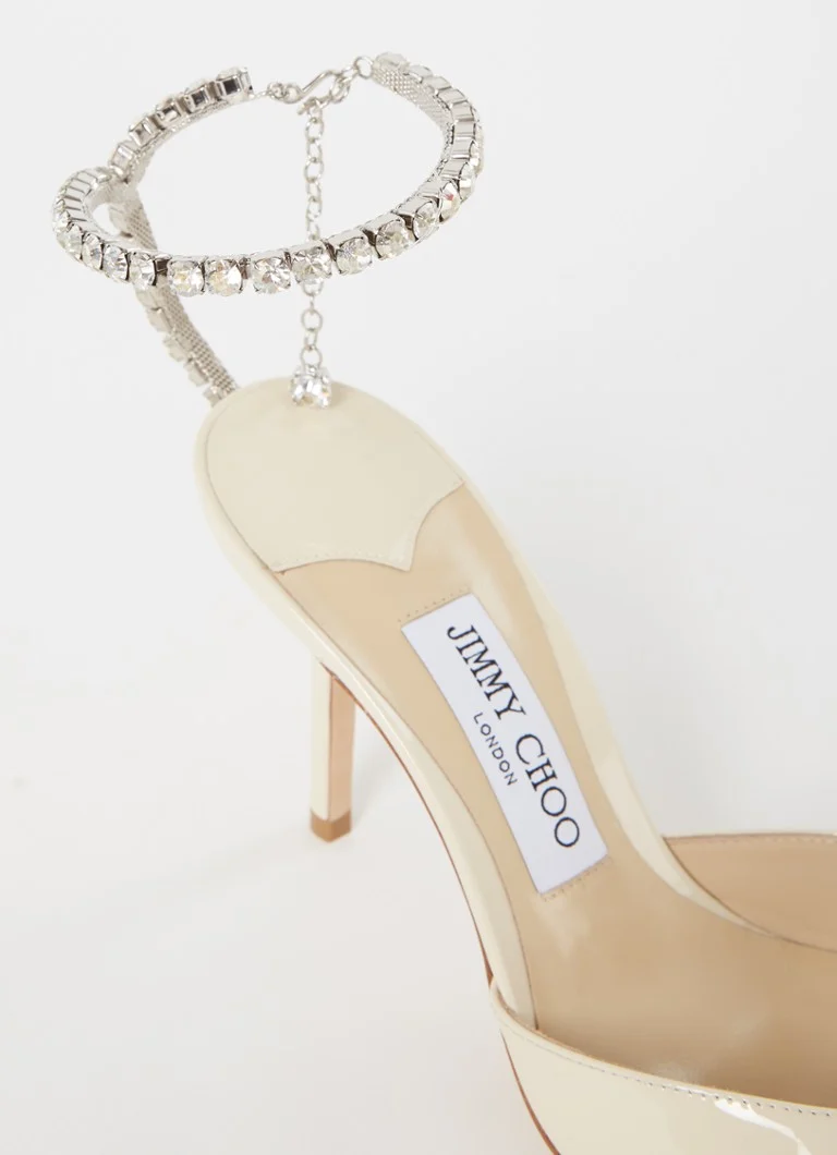 Jimmy Choo Saeda pumpa van lakleer met kristal