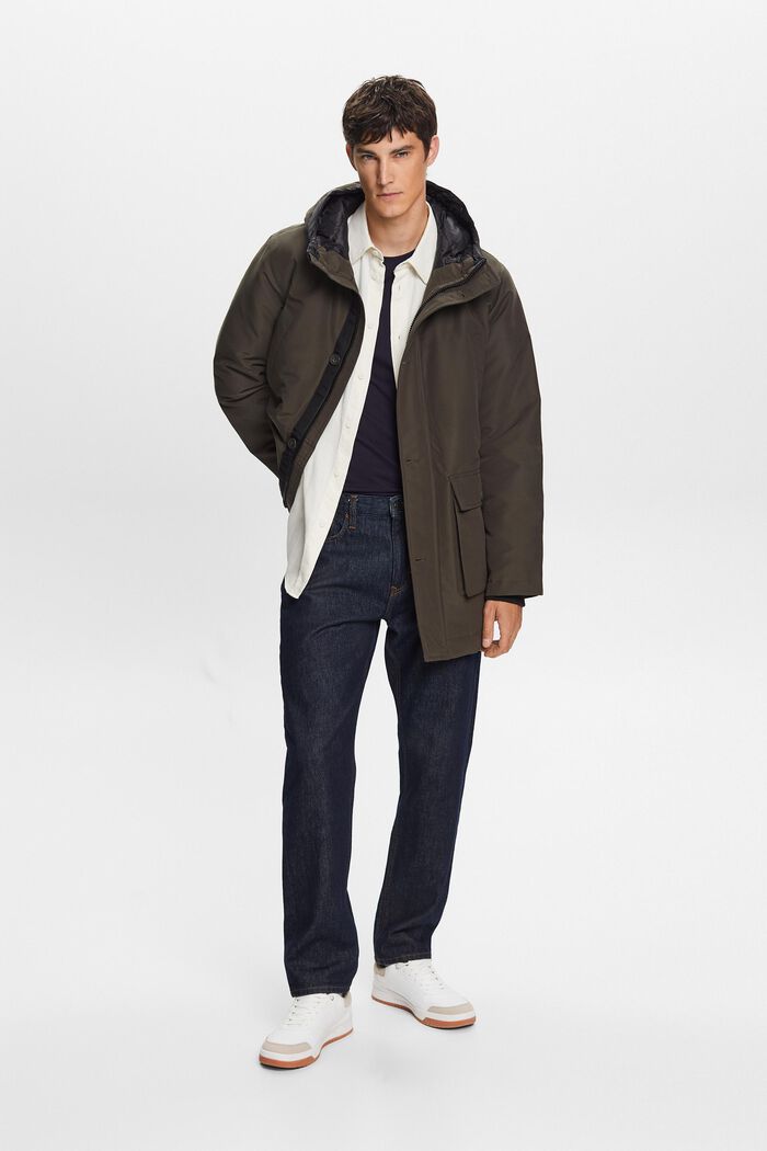 Daunenjacke mit Kapuze
