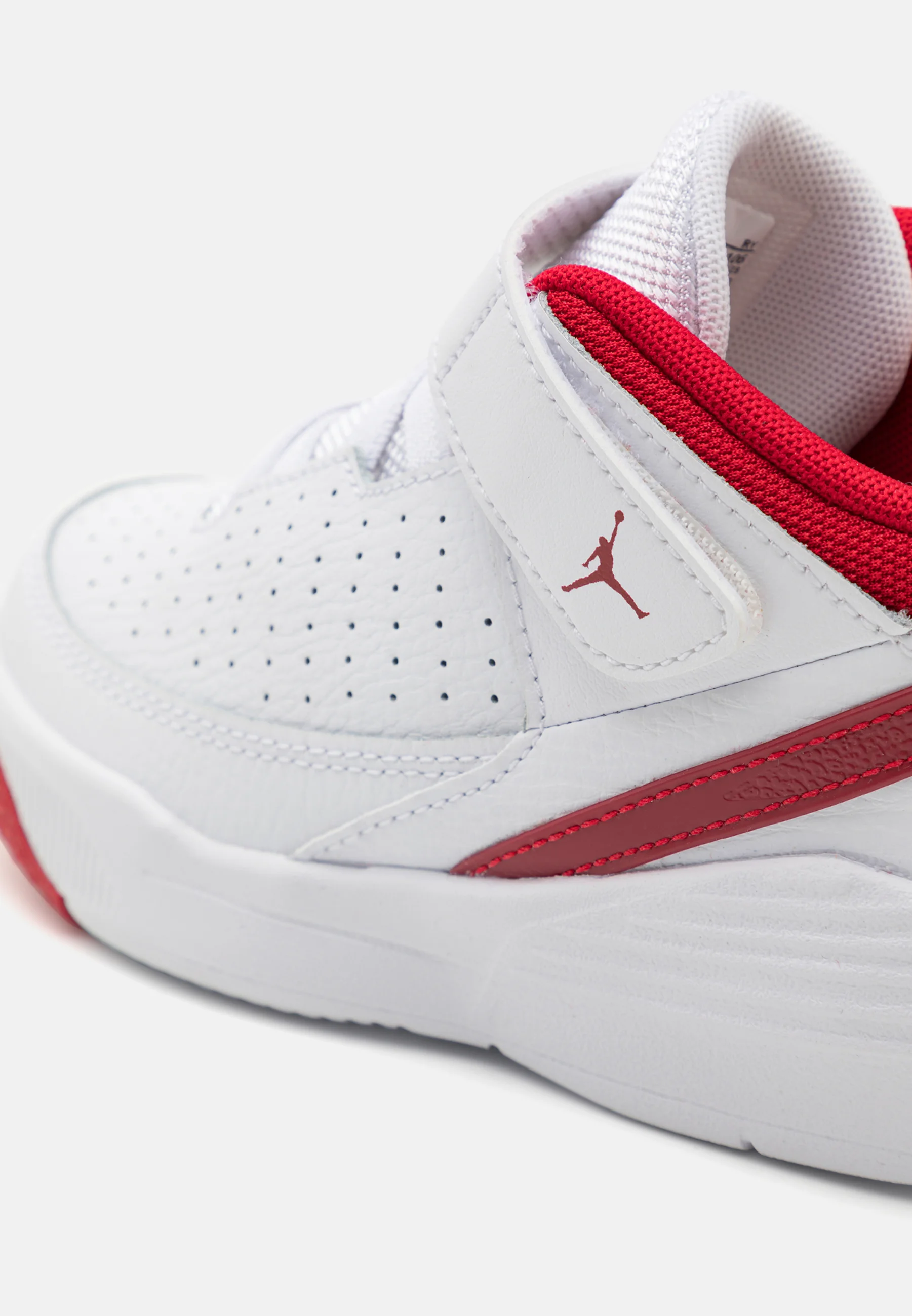 Jordan JORDAN MAX AURA 5 UNISEX - Zapatillas de baloncesto